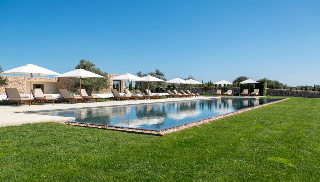 22 swimming pool 2
