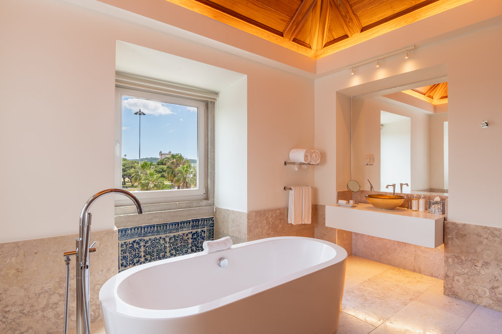 11 suite do governador bathroom