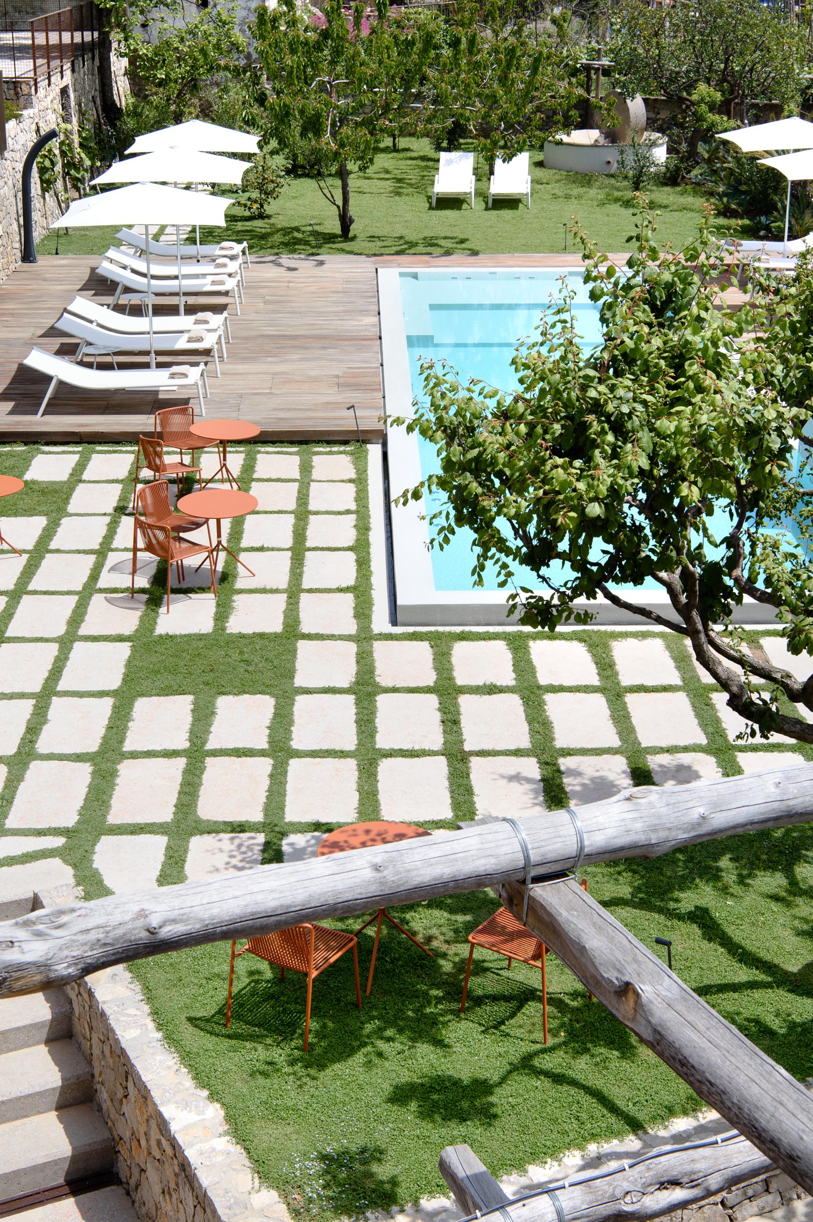 laqua countryside na  22 0387