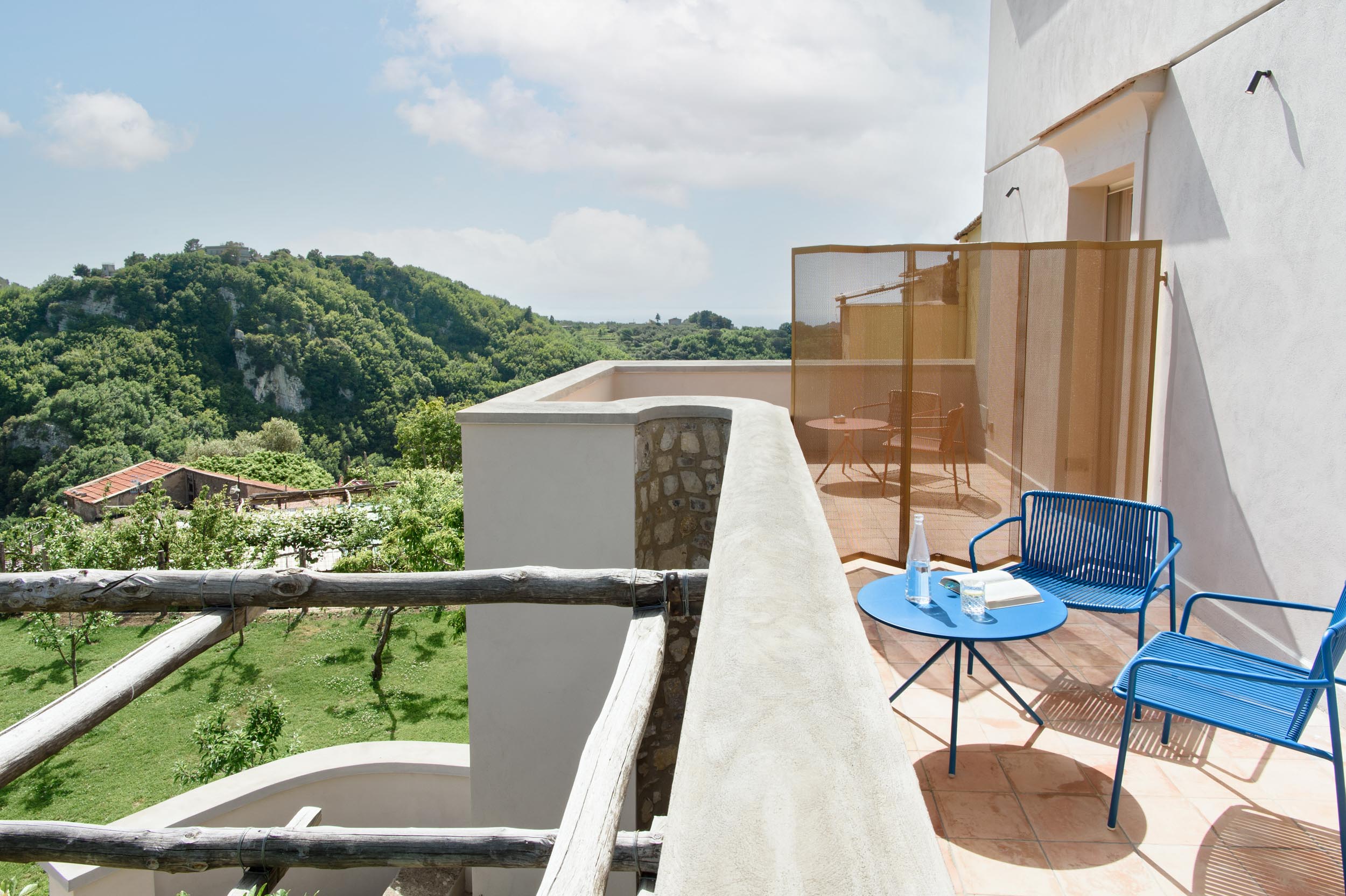 laqua countryside na  22 0476