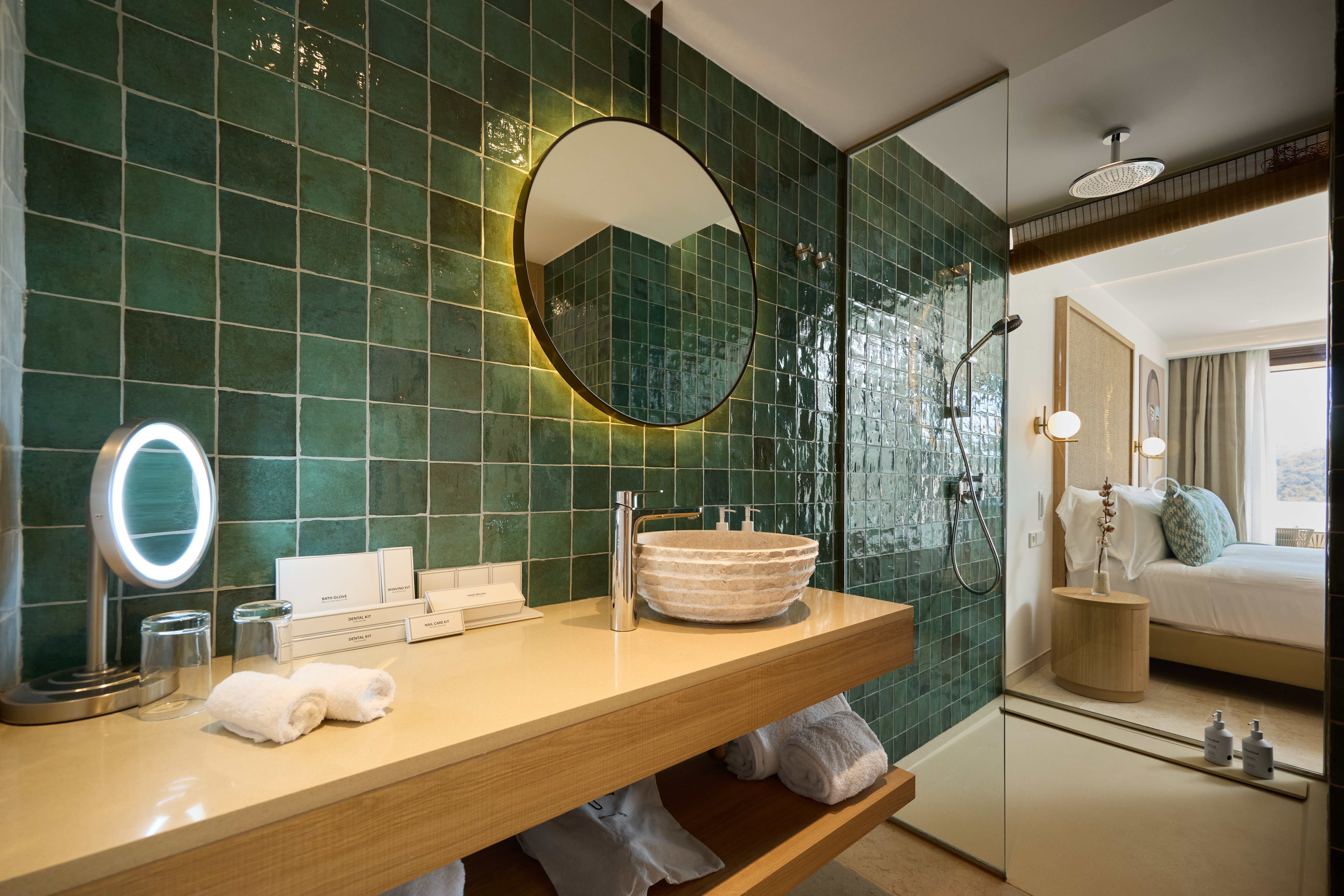 superior bathroom 2