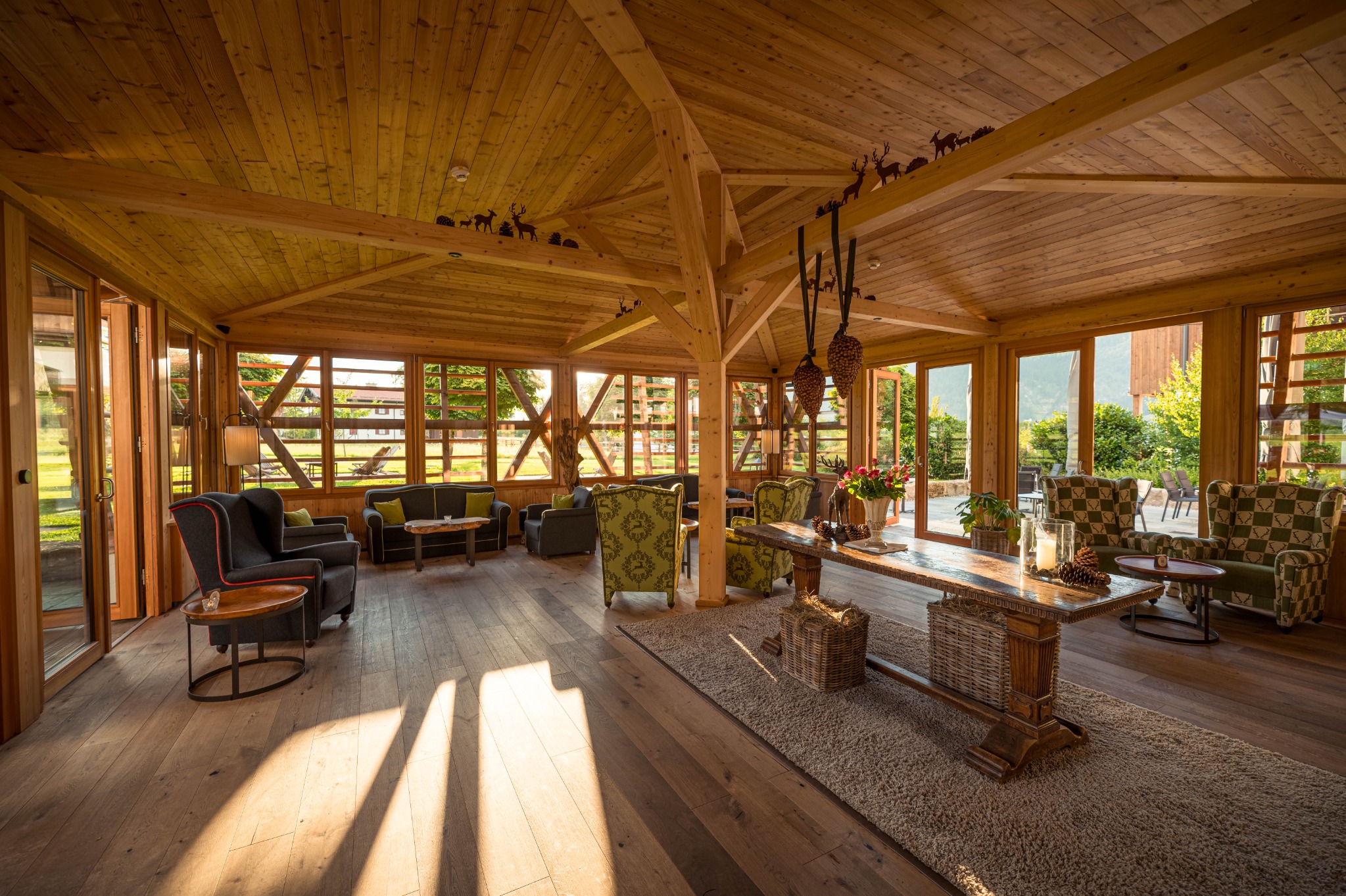 gut steinbag gezellige lounge met houten interieur caractere