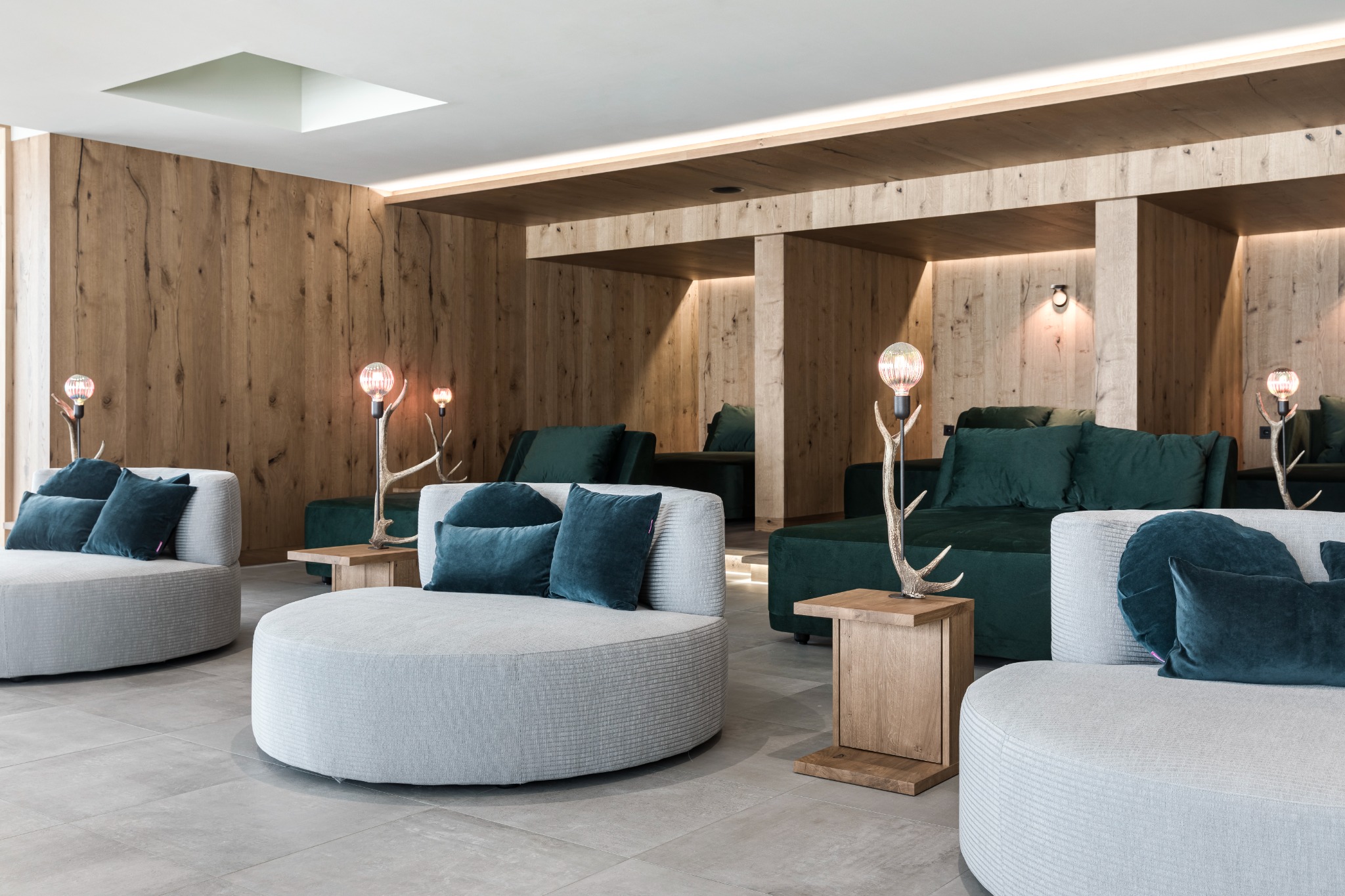 gut steinbag gezellige spa met moderne zetels caractere