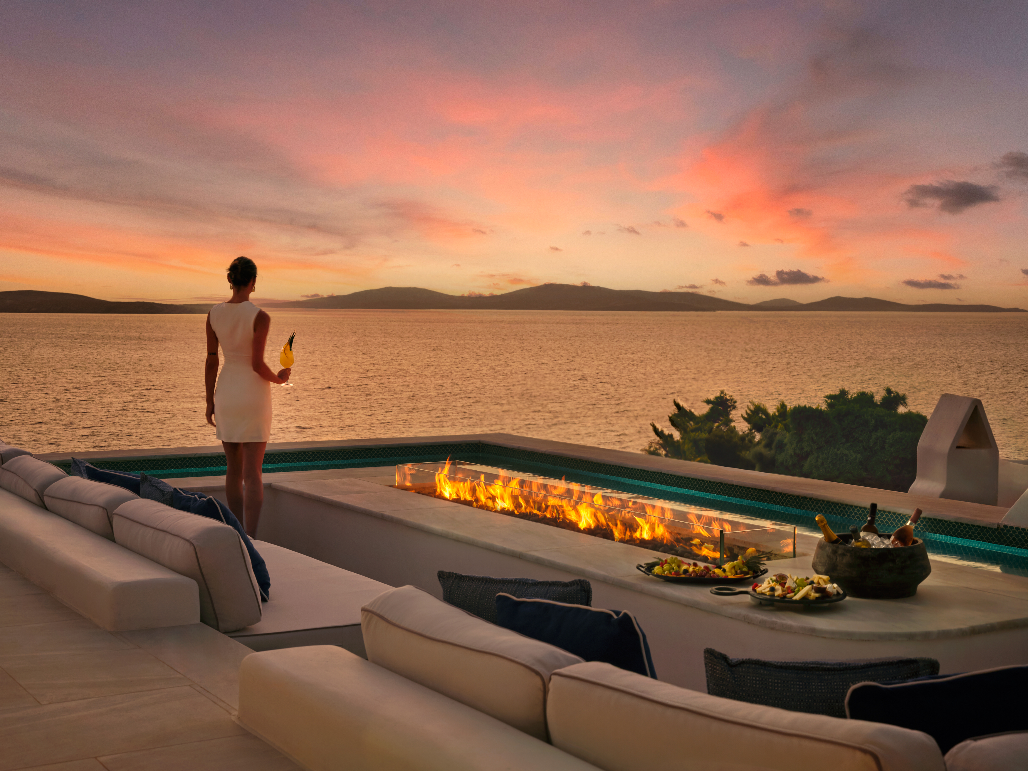 villa firepit