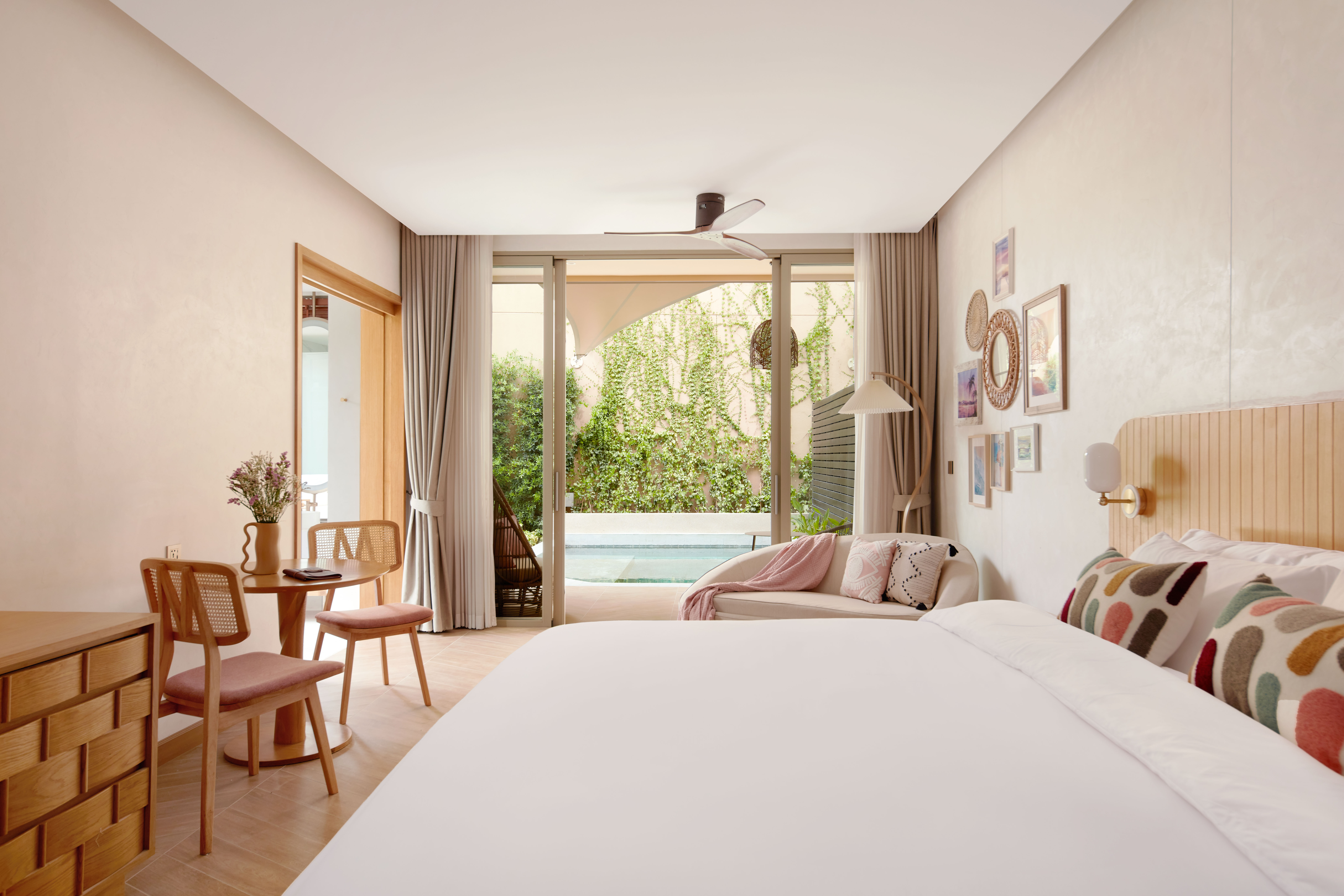 03 homey with pool b106 1132