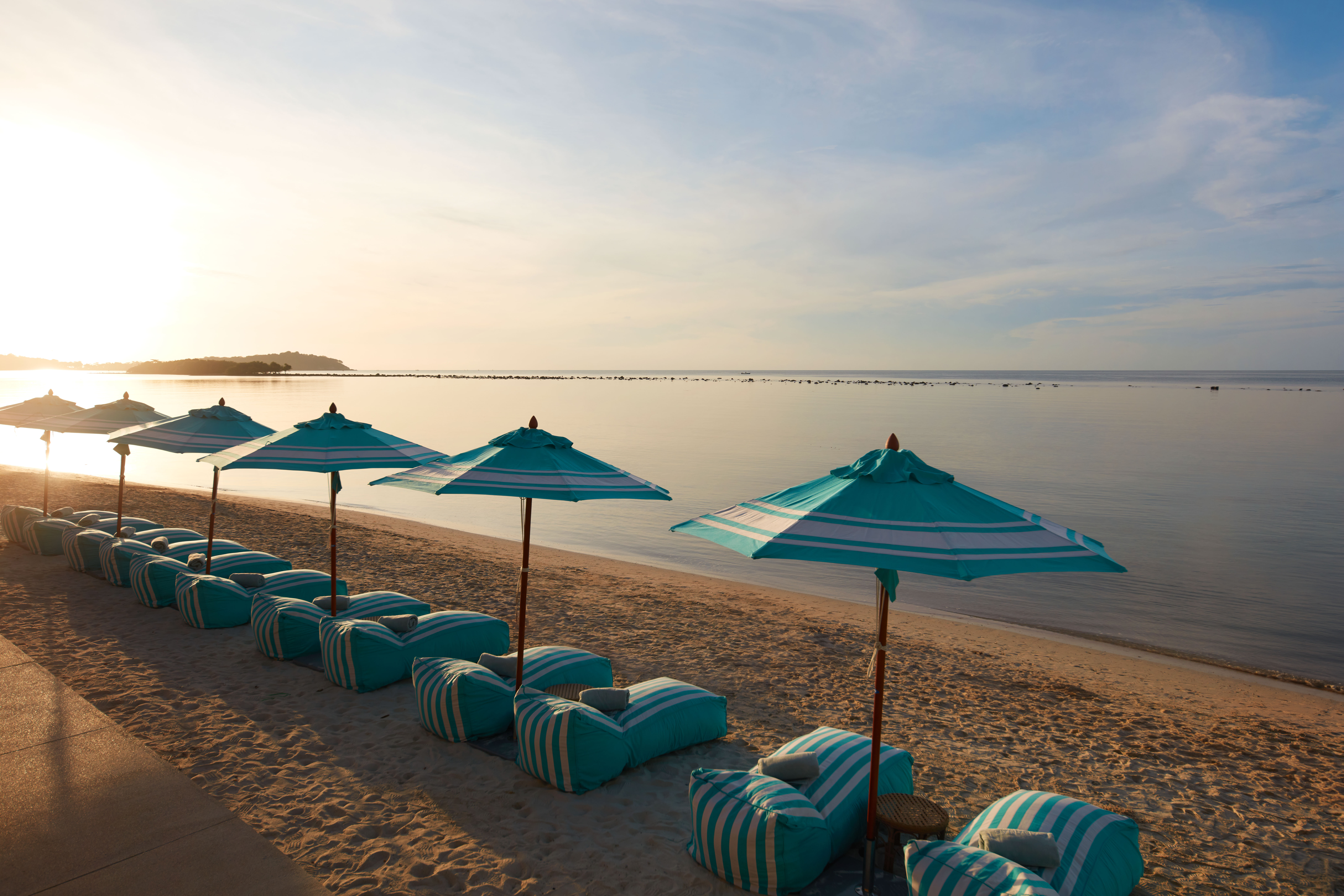 50 cbn beach lounge 7w5a6068