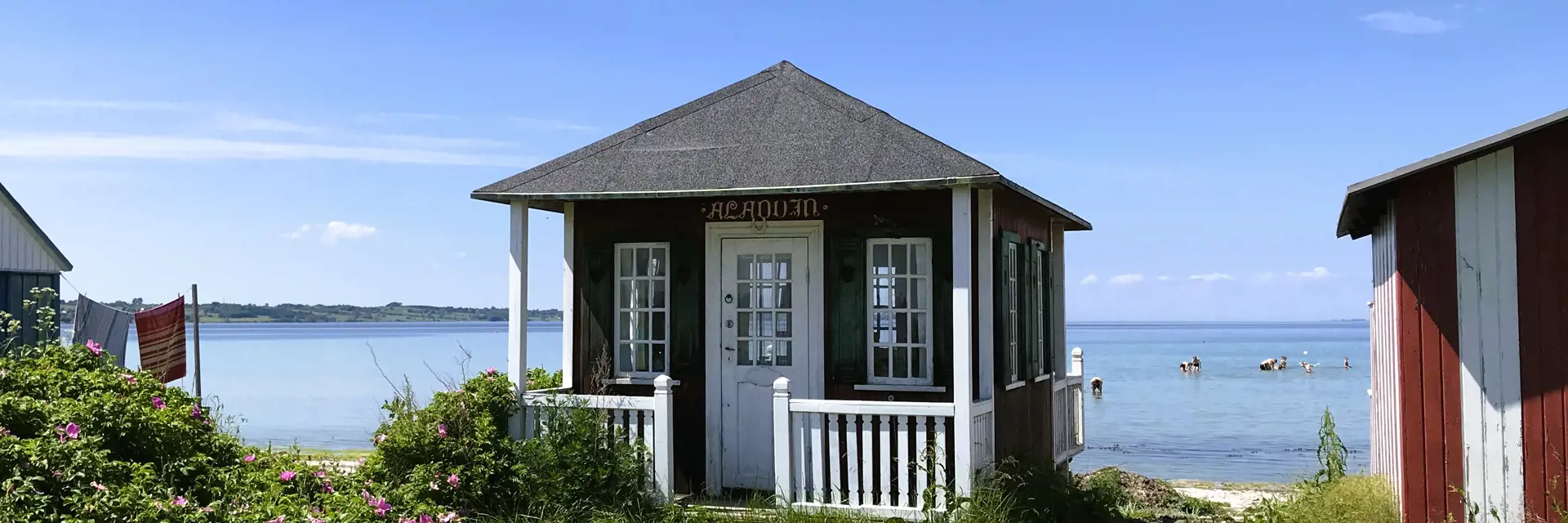bathhouses vesterstrand ærøskøbing 1 øbo tours kopi