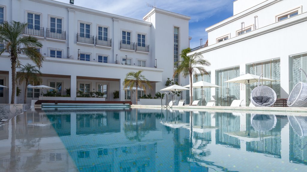 3 pool