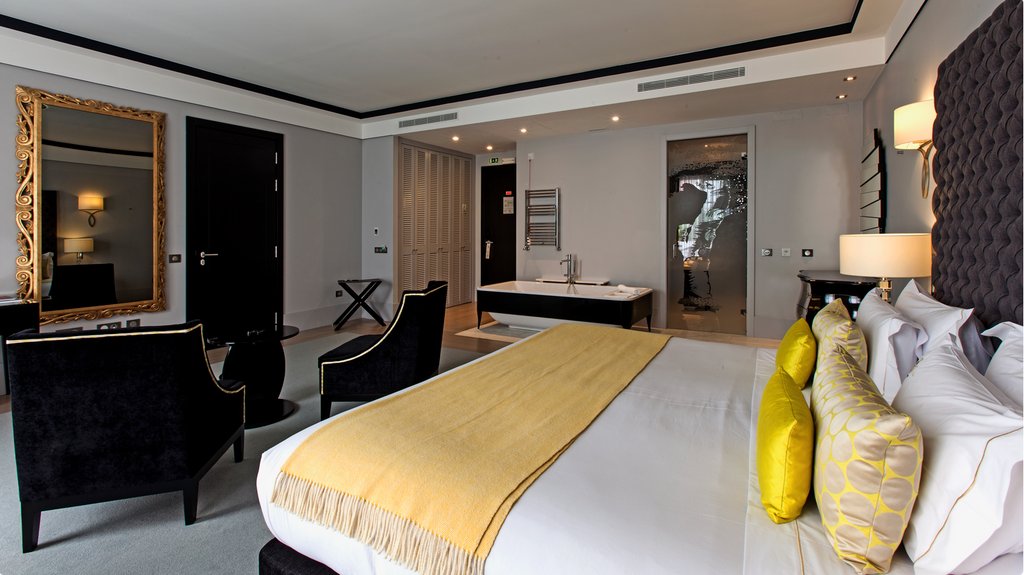 5 guest room 2