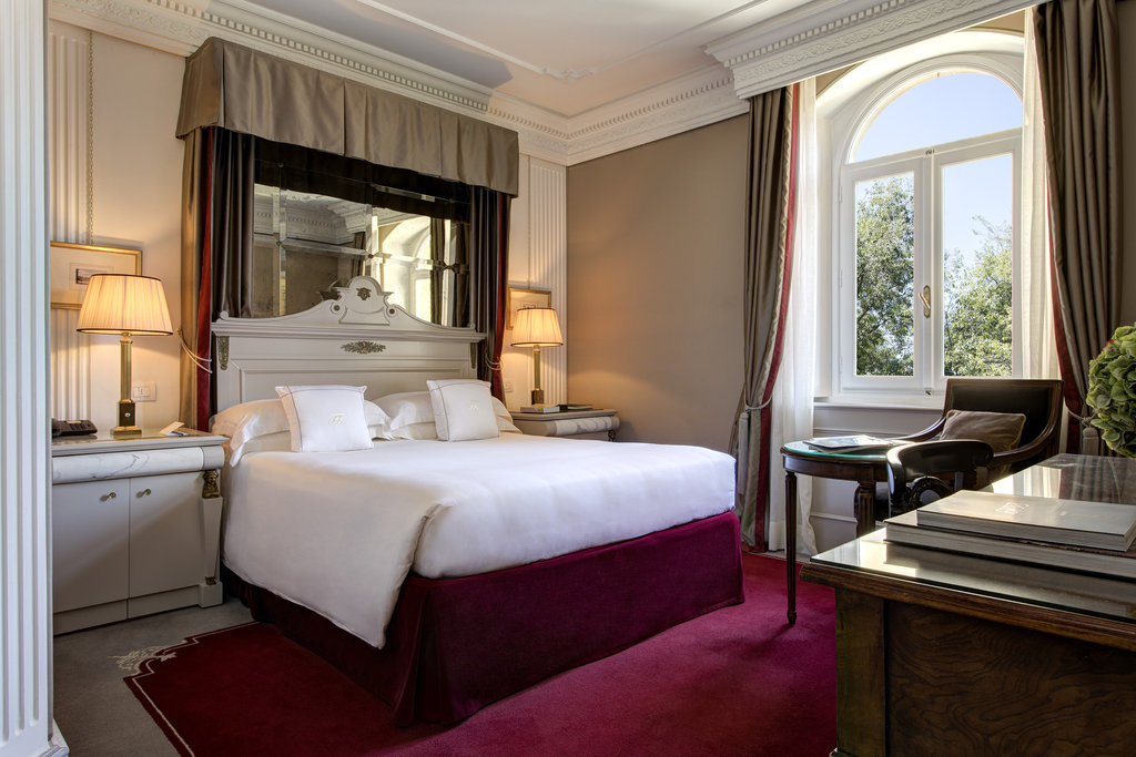 12 deluxe room