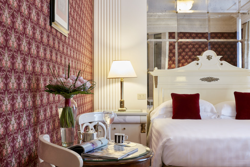 18 superior room