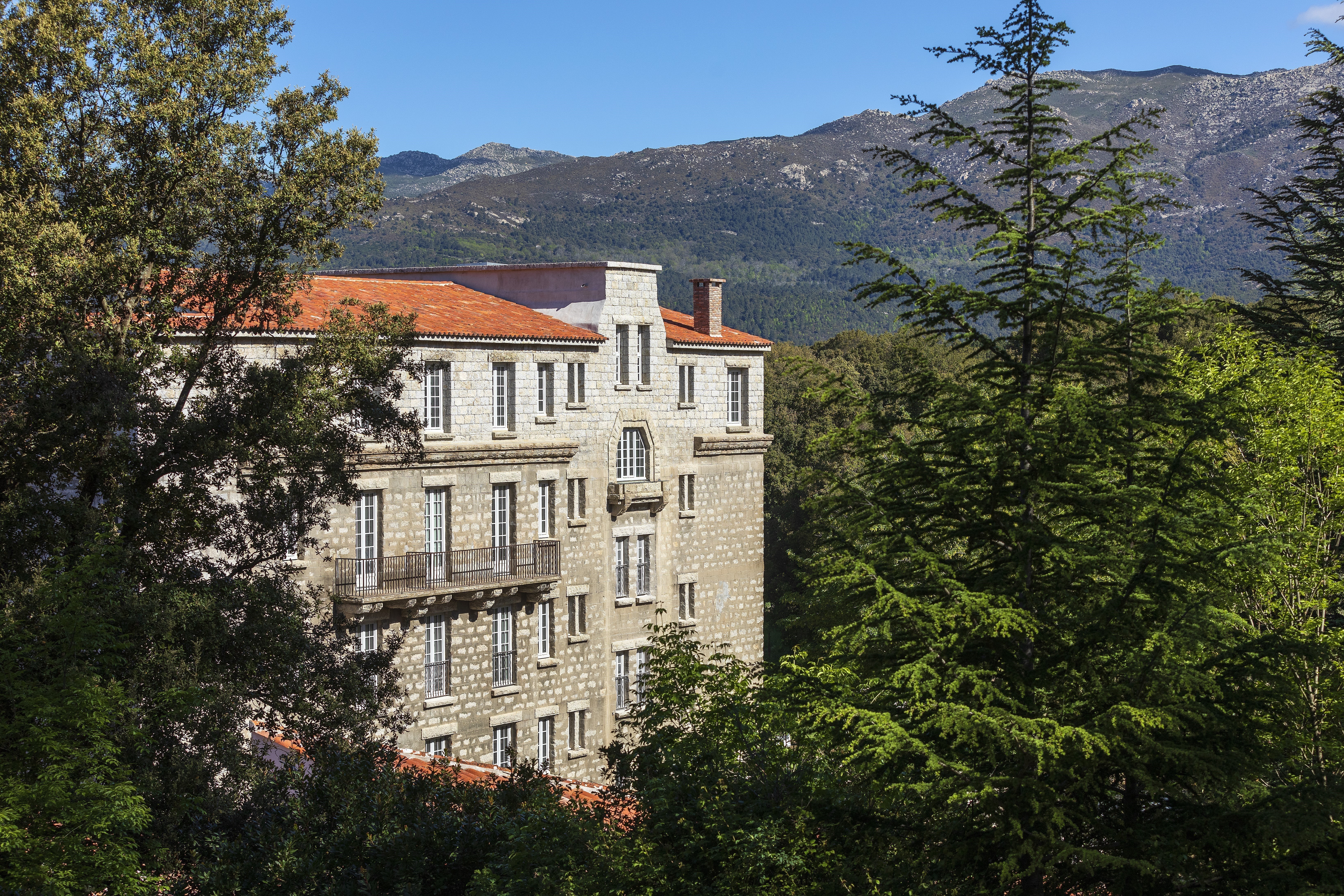 1 mouflon d or hotel