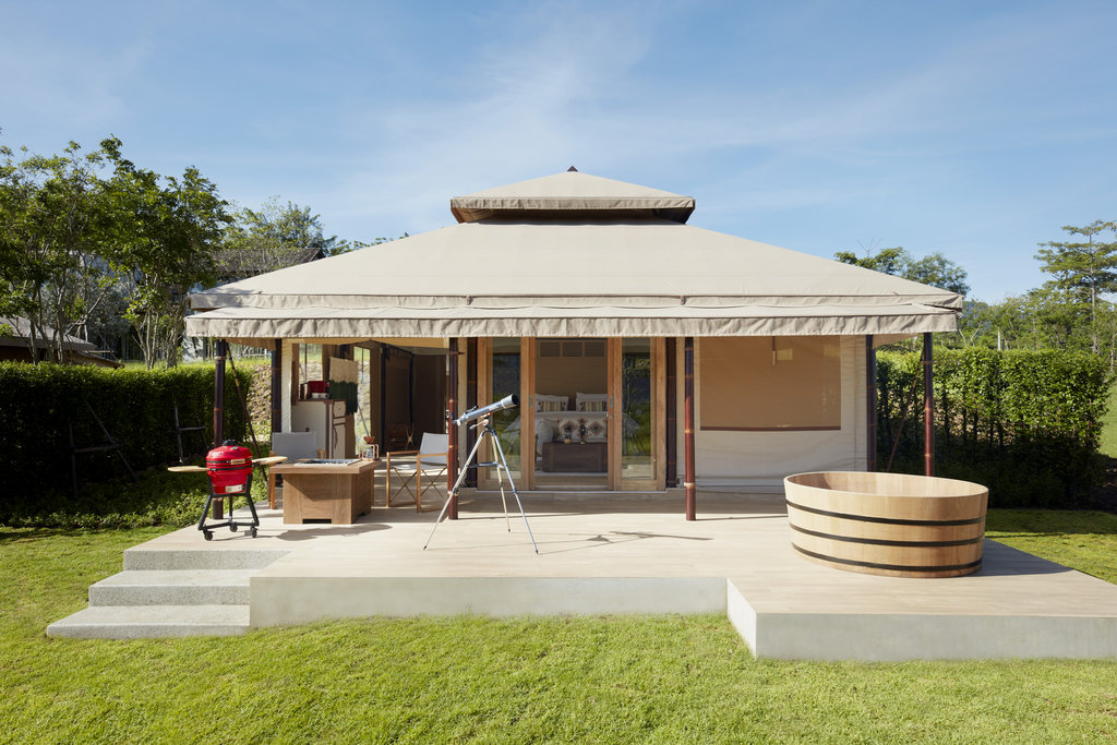 12 glamper suite one bedroom exterior 2