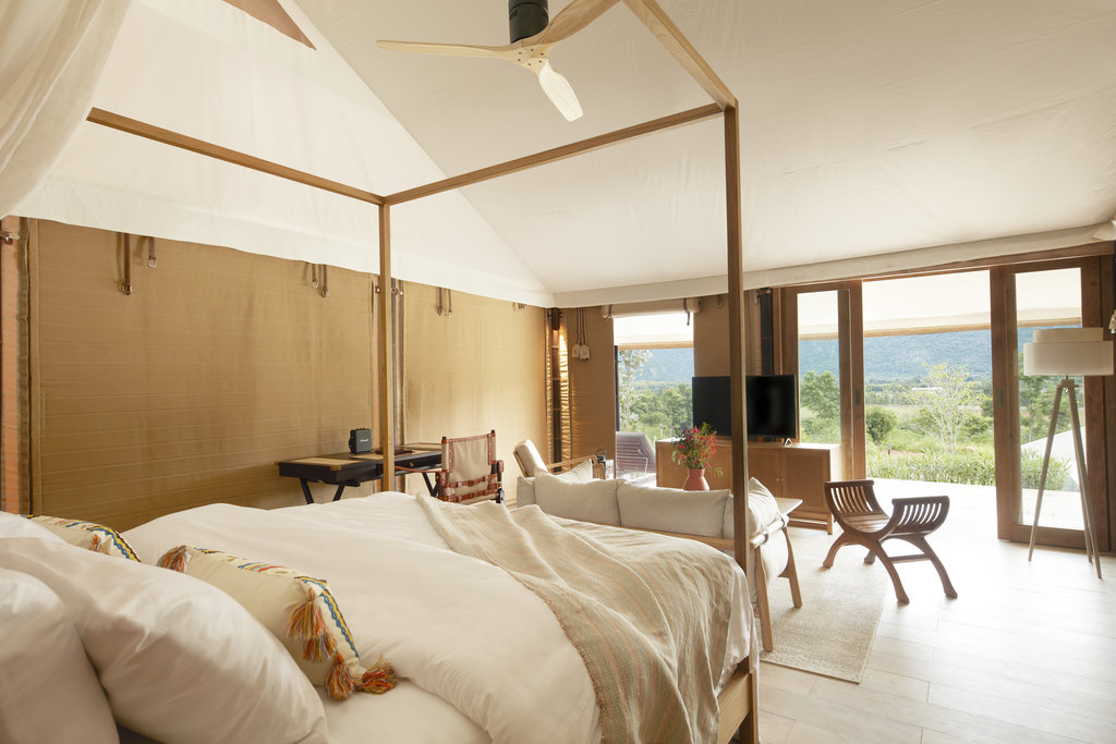24 glamper suite 2 bedroom 2