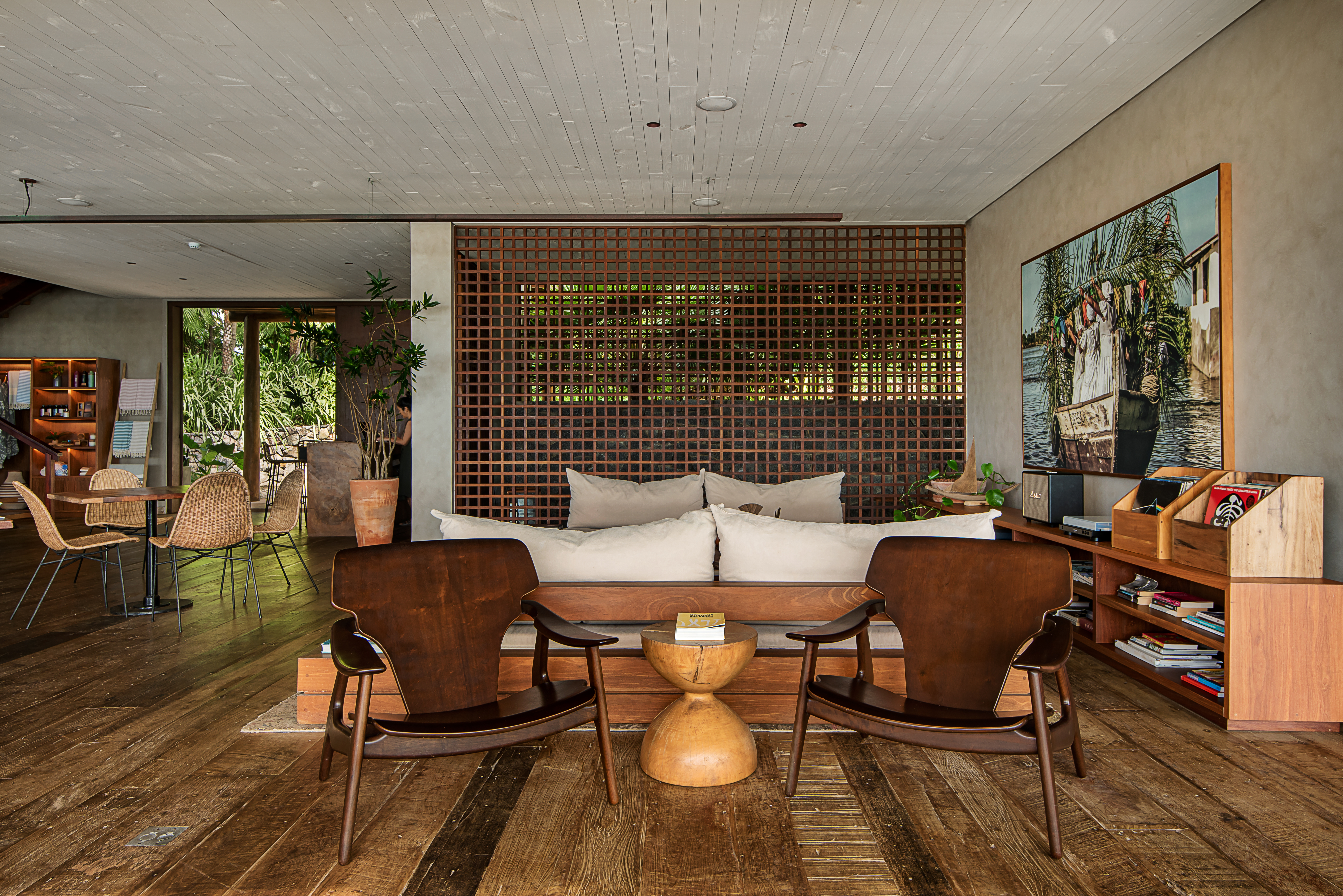 7 living area pict  tarso figueira