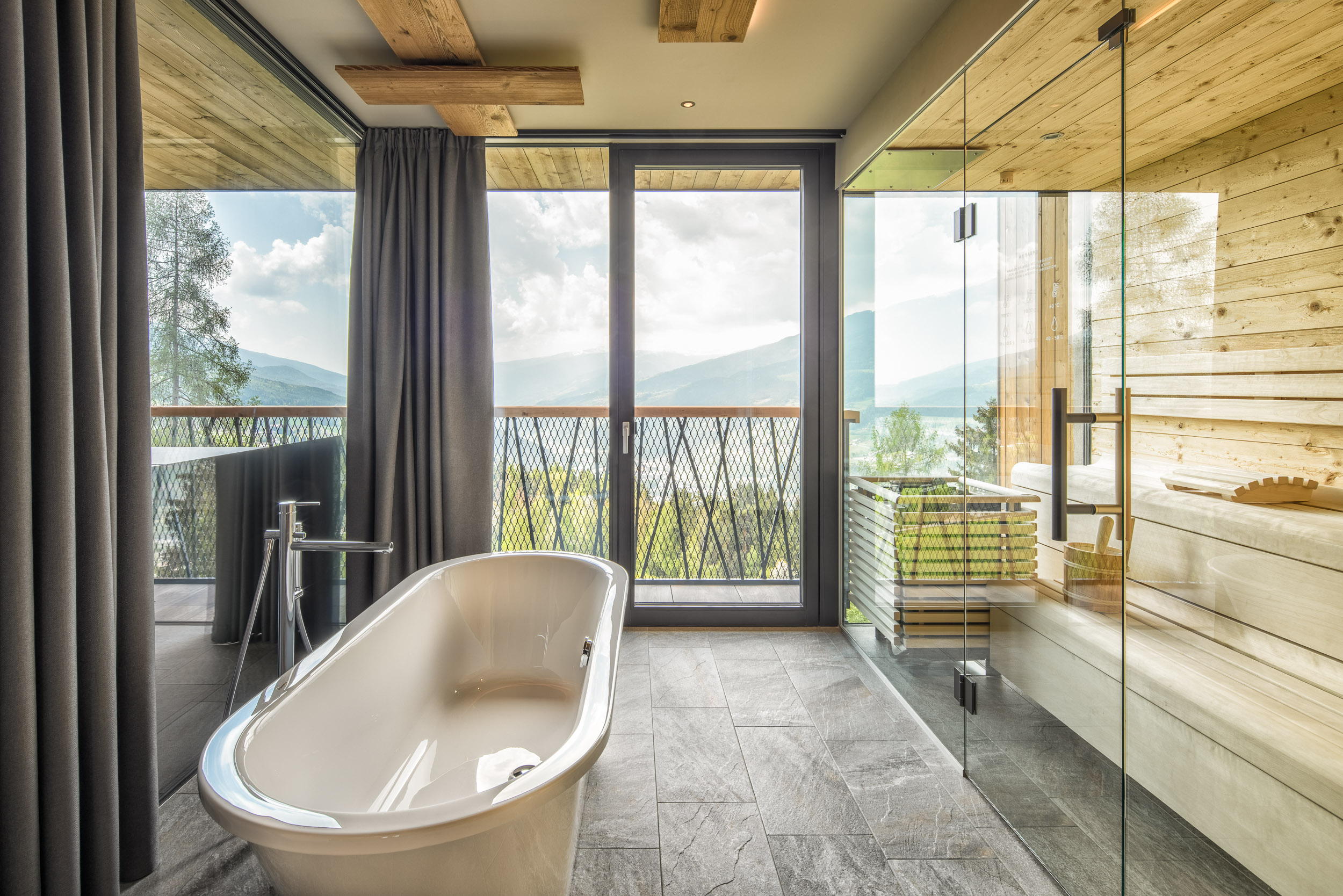 my arbor treetop suite bathroom bp 2