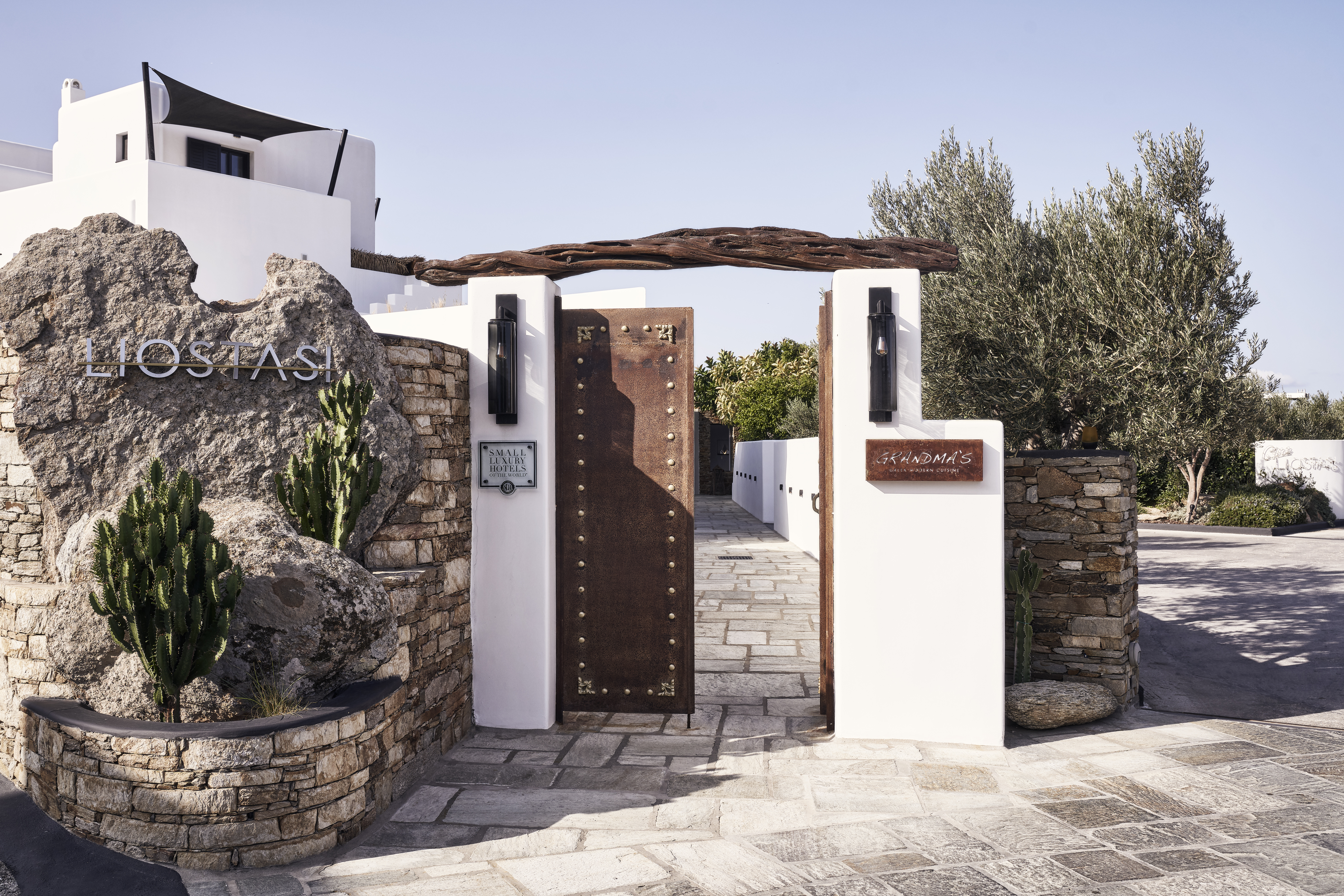 1entrance