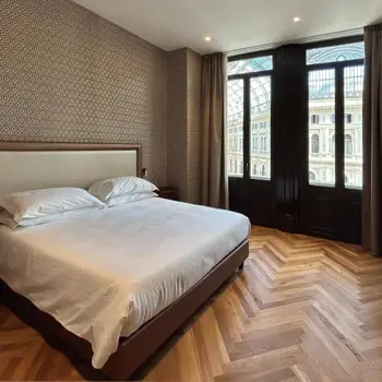 Caruso Place