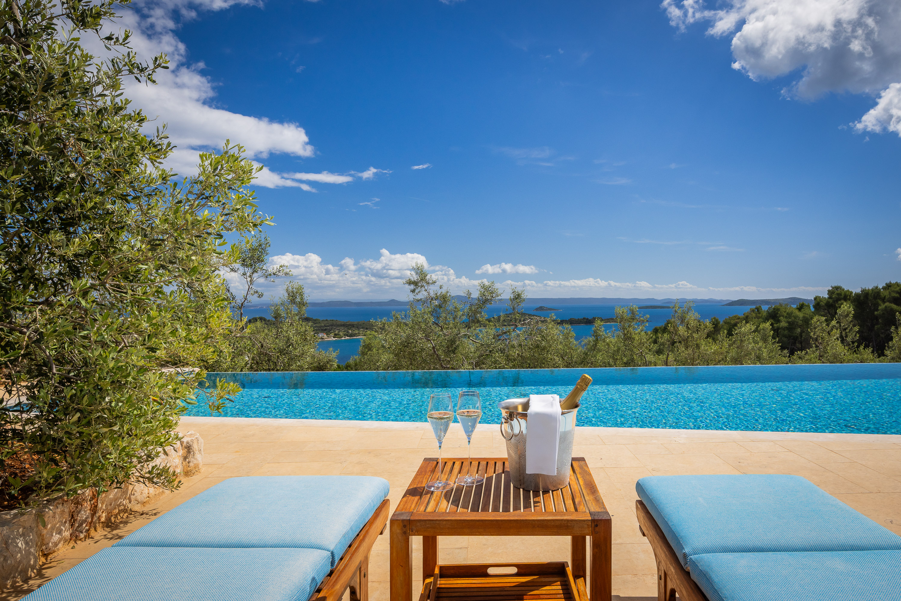 villa nai 3 3 swimming pool 05