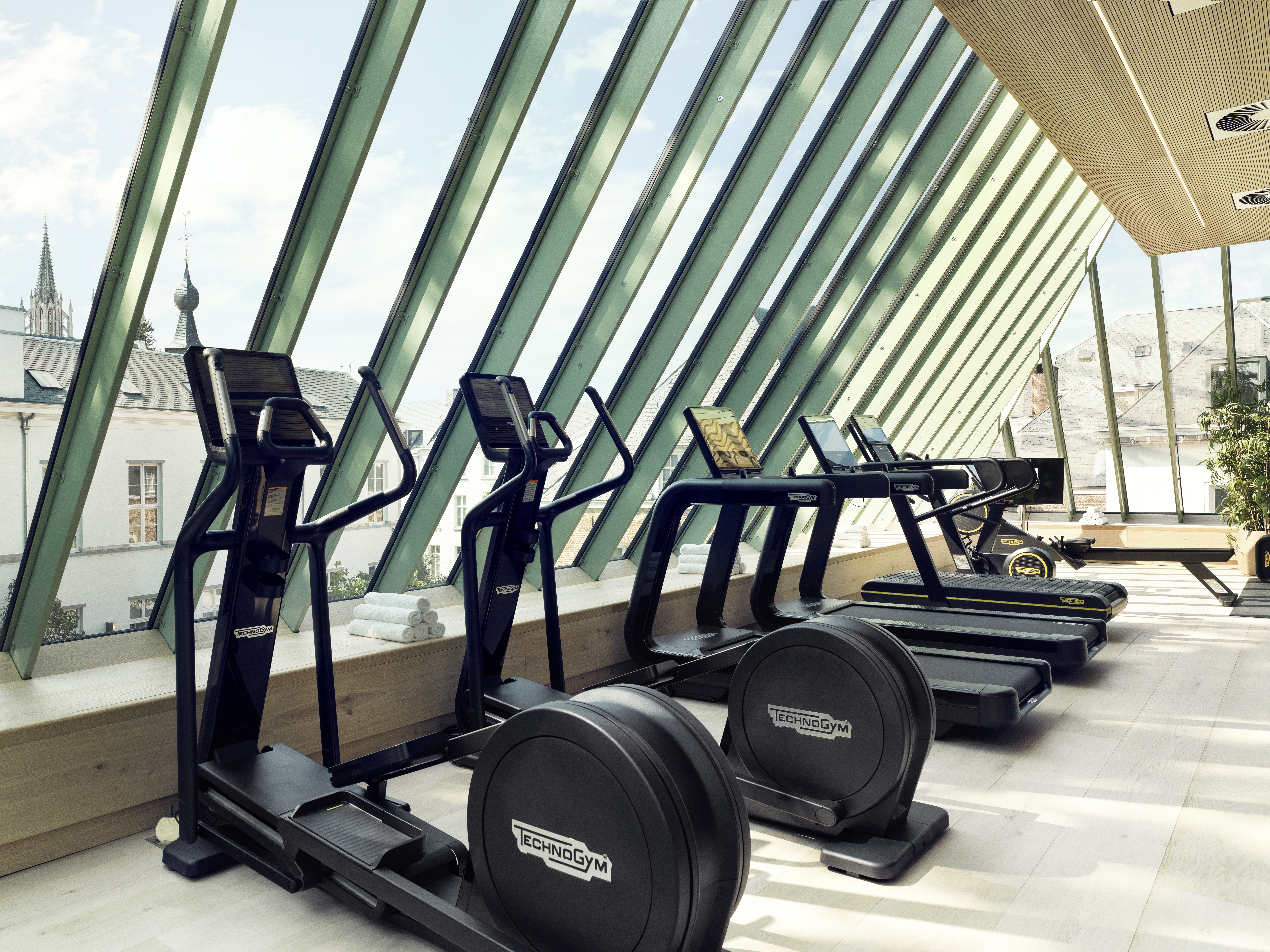13 gym