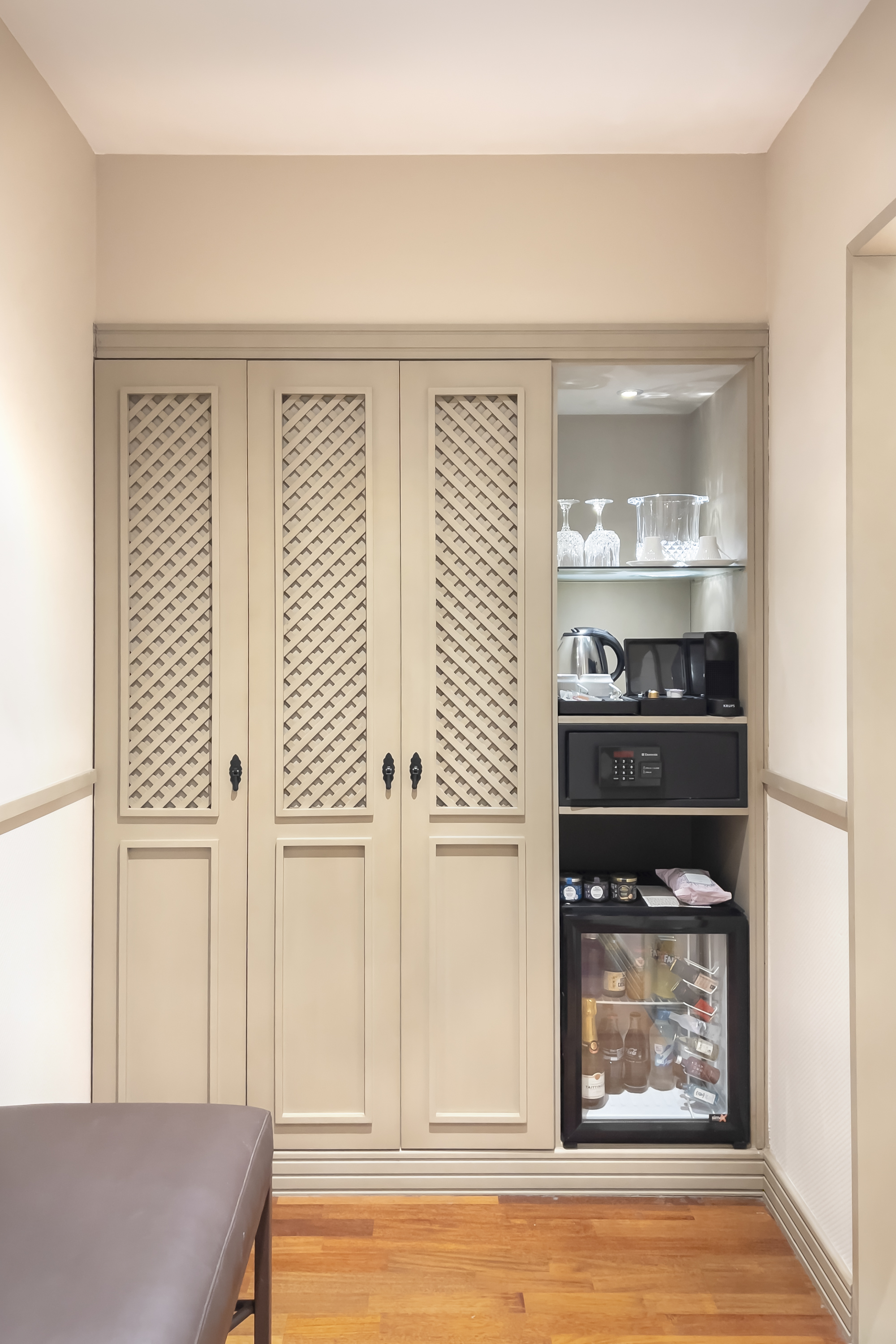 hospes santebansalam junior 15