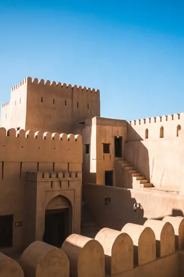 nizwa fort oman