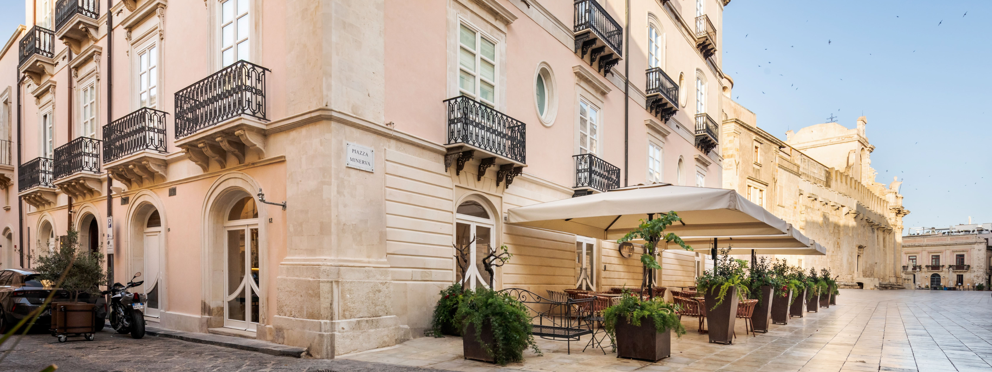 palazzo artemide ortigia italie