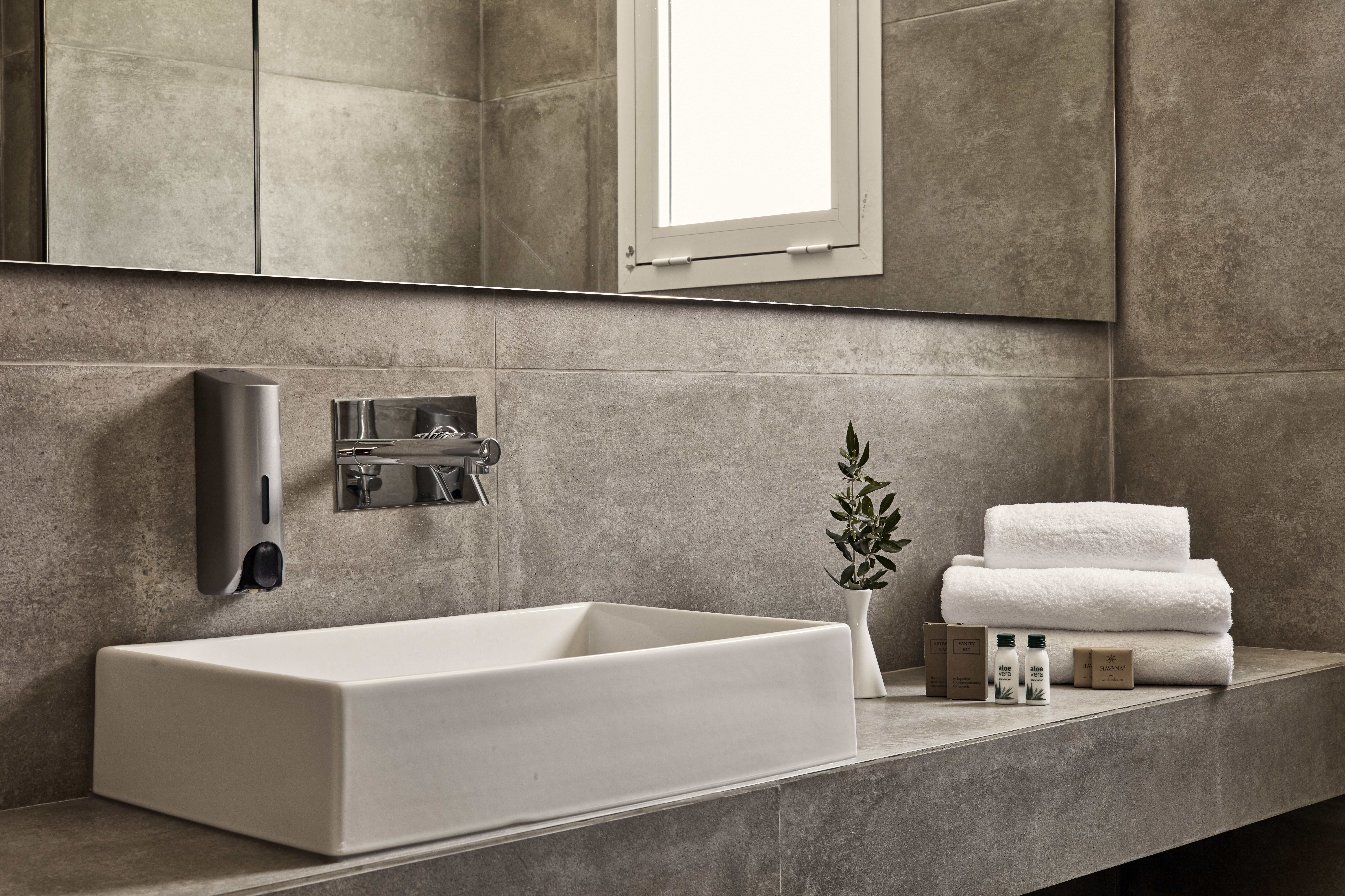 one bedroom suite seaview 5