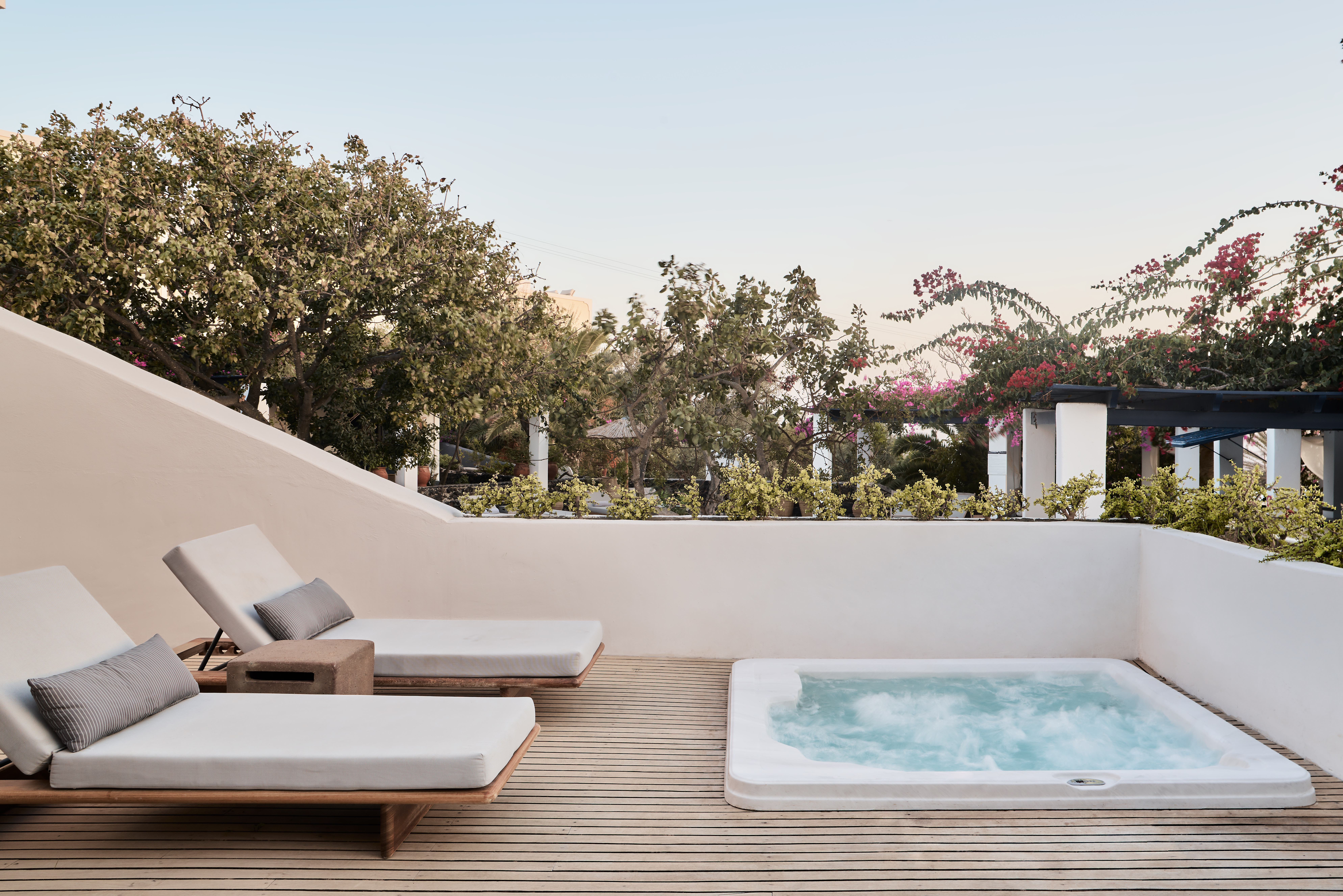 presidential villa jacuzzi