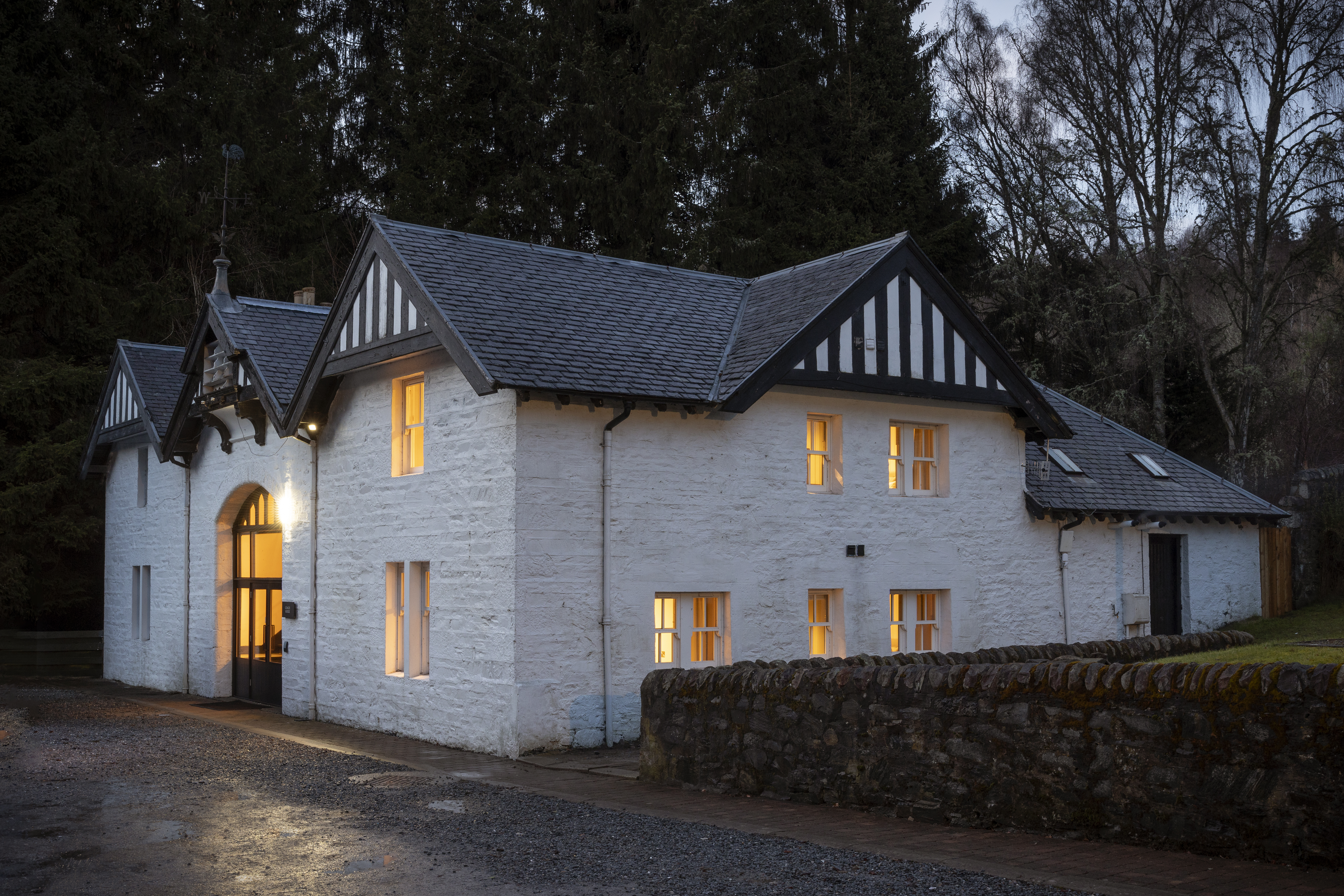 coach house 3