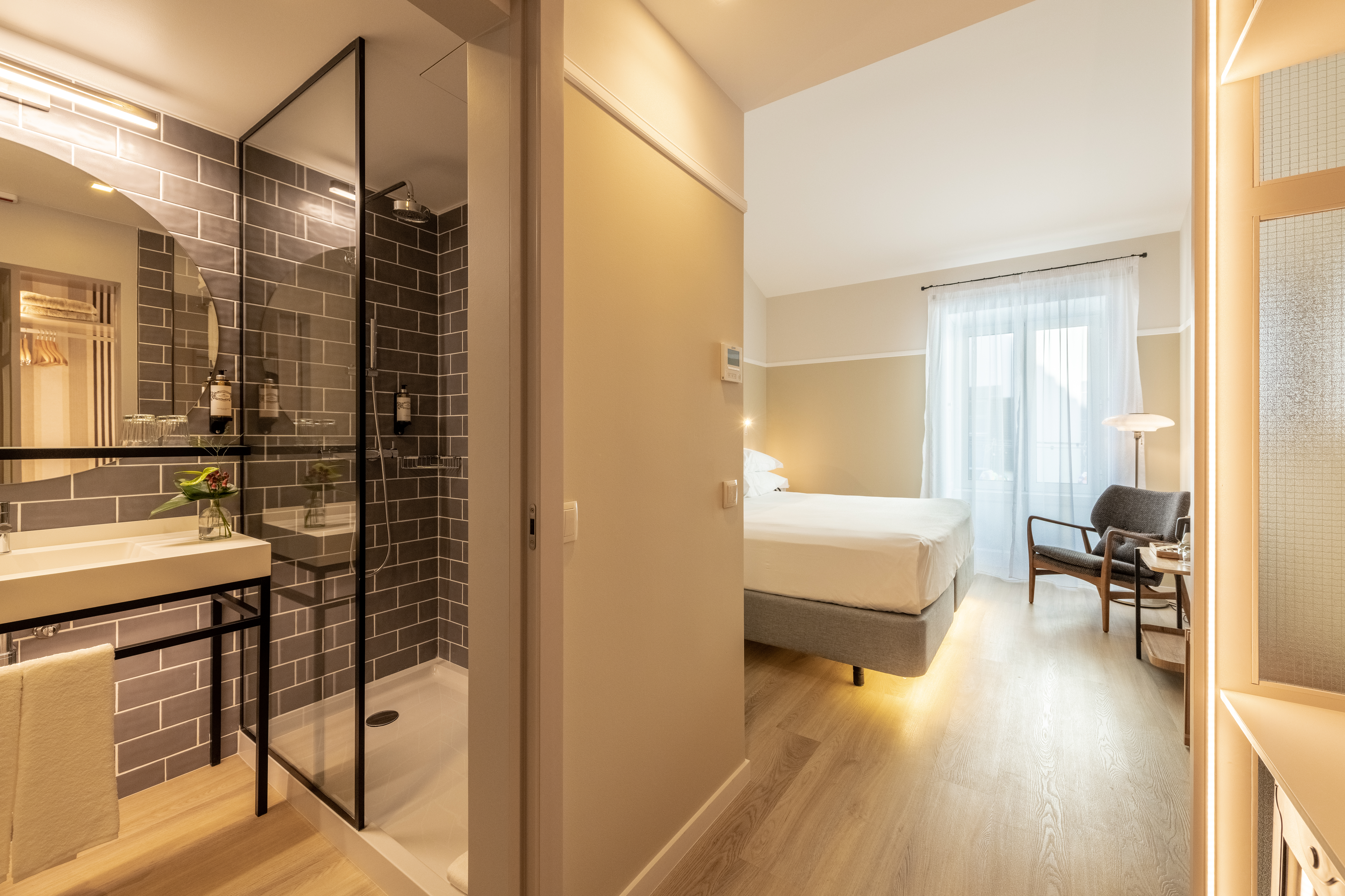 pestanafishermanvillage comfort cityview 2