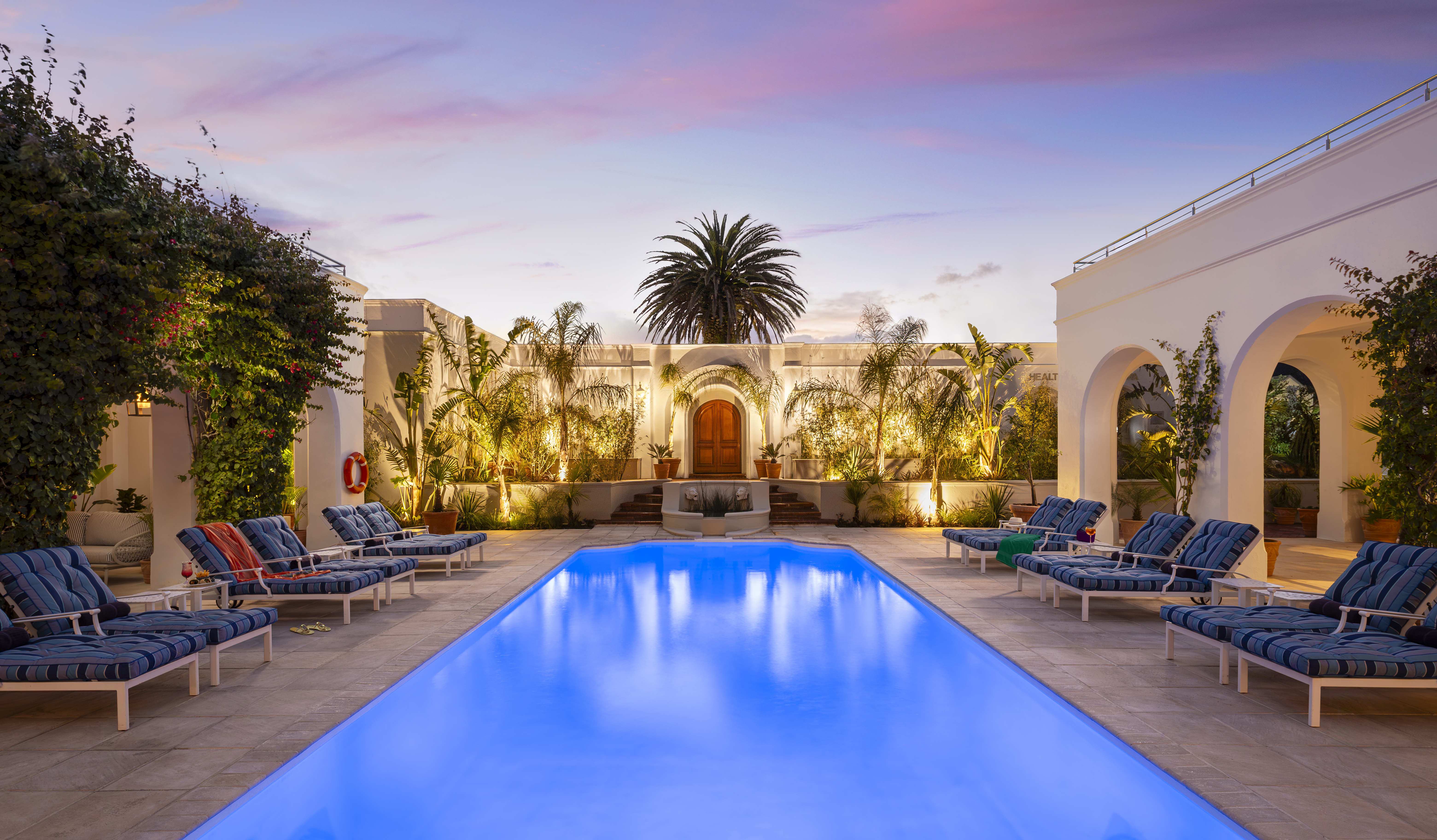 tm pool 01