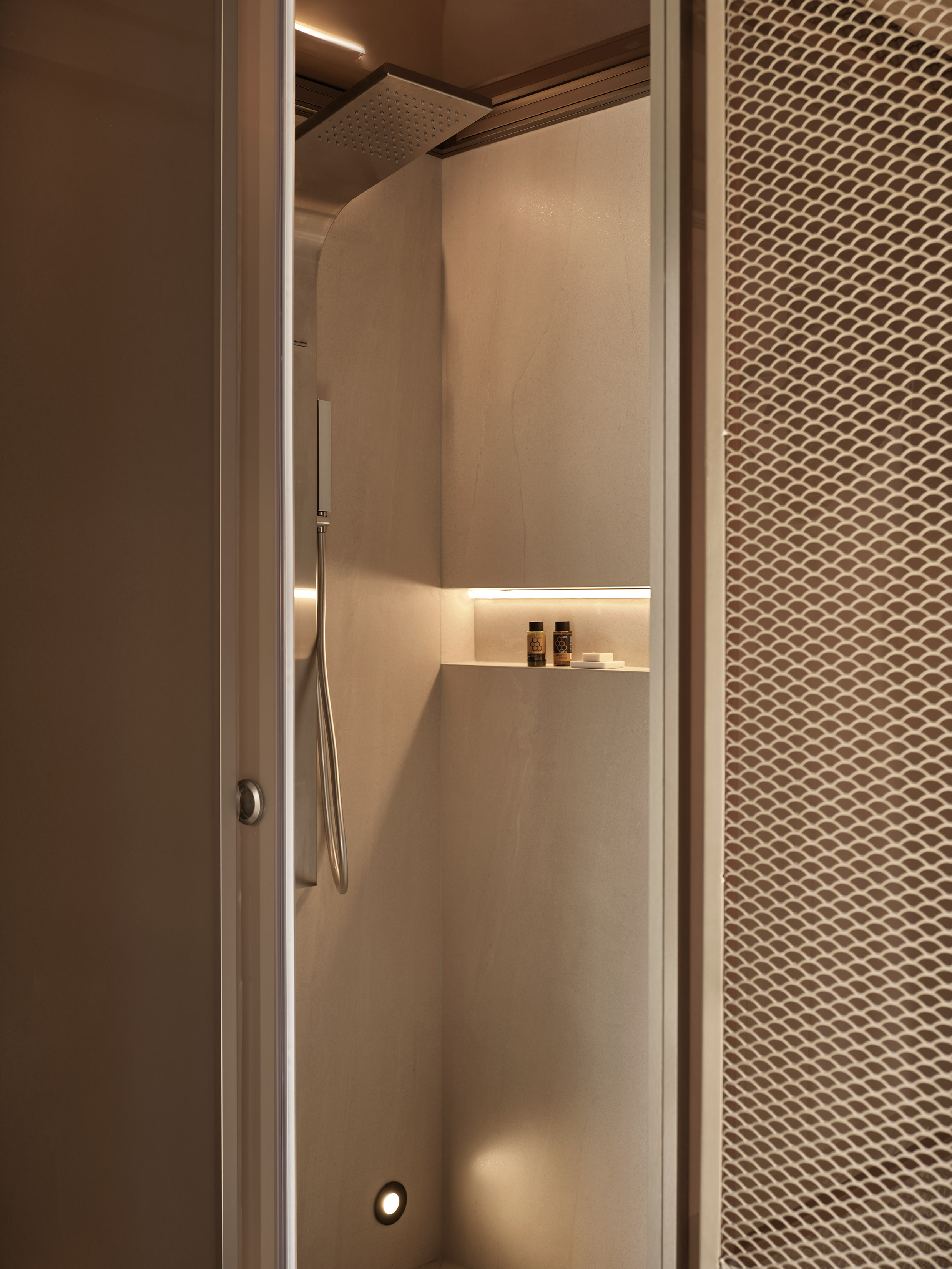 domus blanc 5584