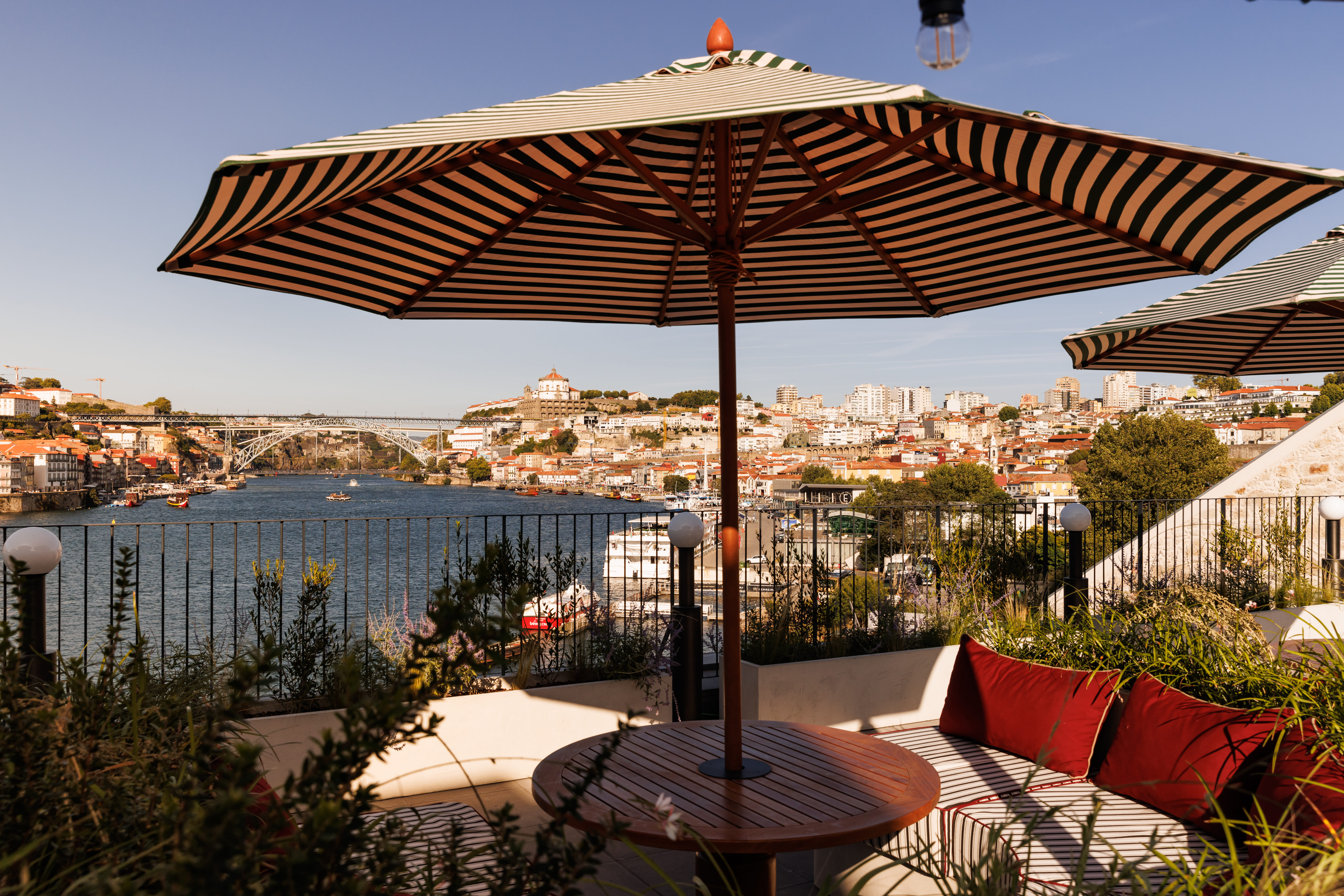 11 the rebello bello rooftop porto hotel fn8837