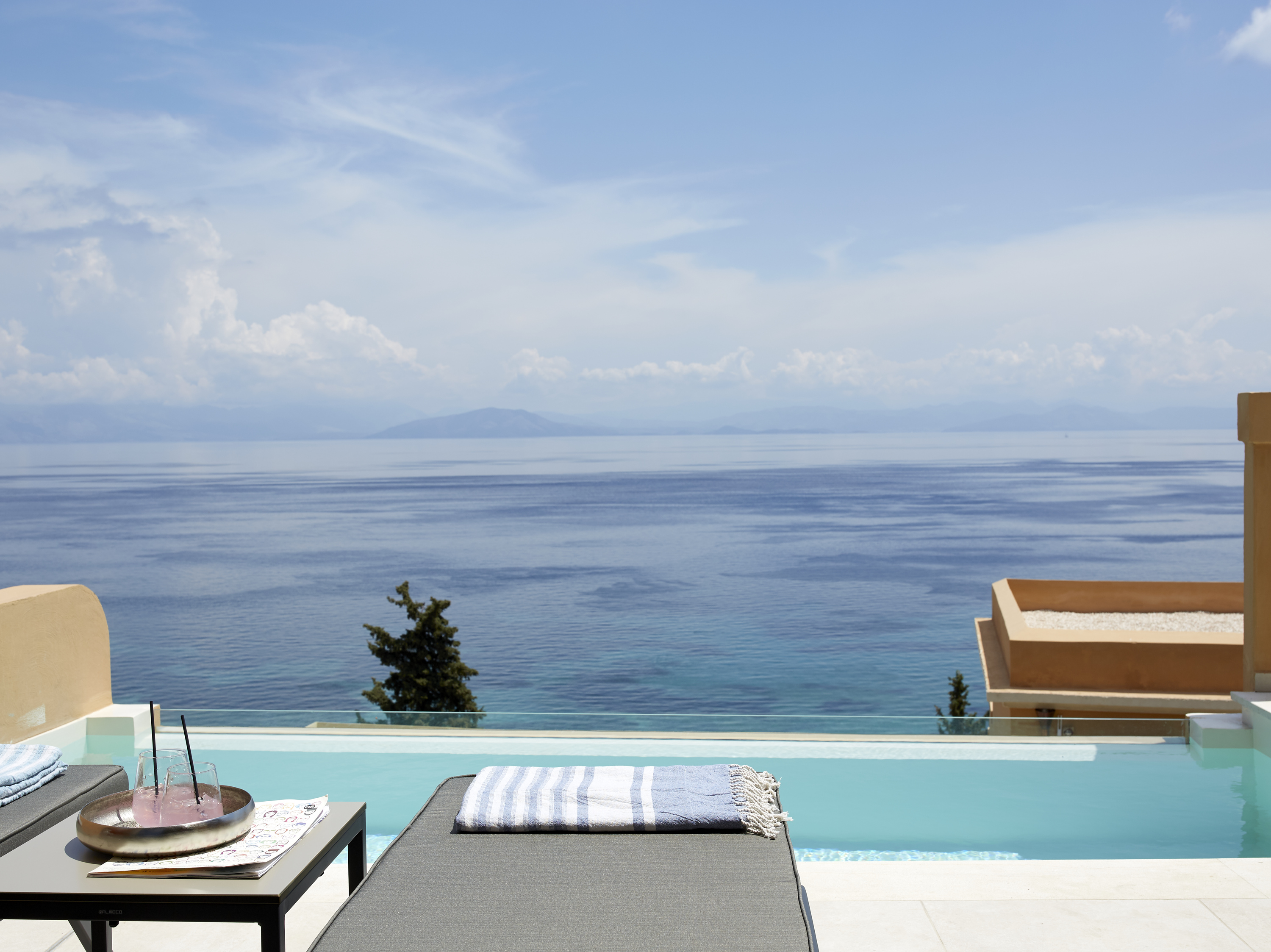 nido deluxe suite private pool 4