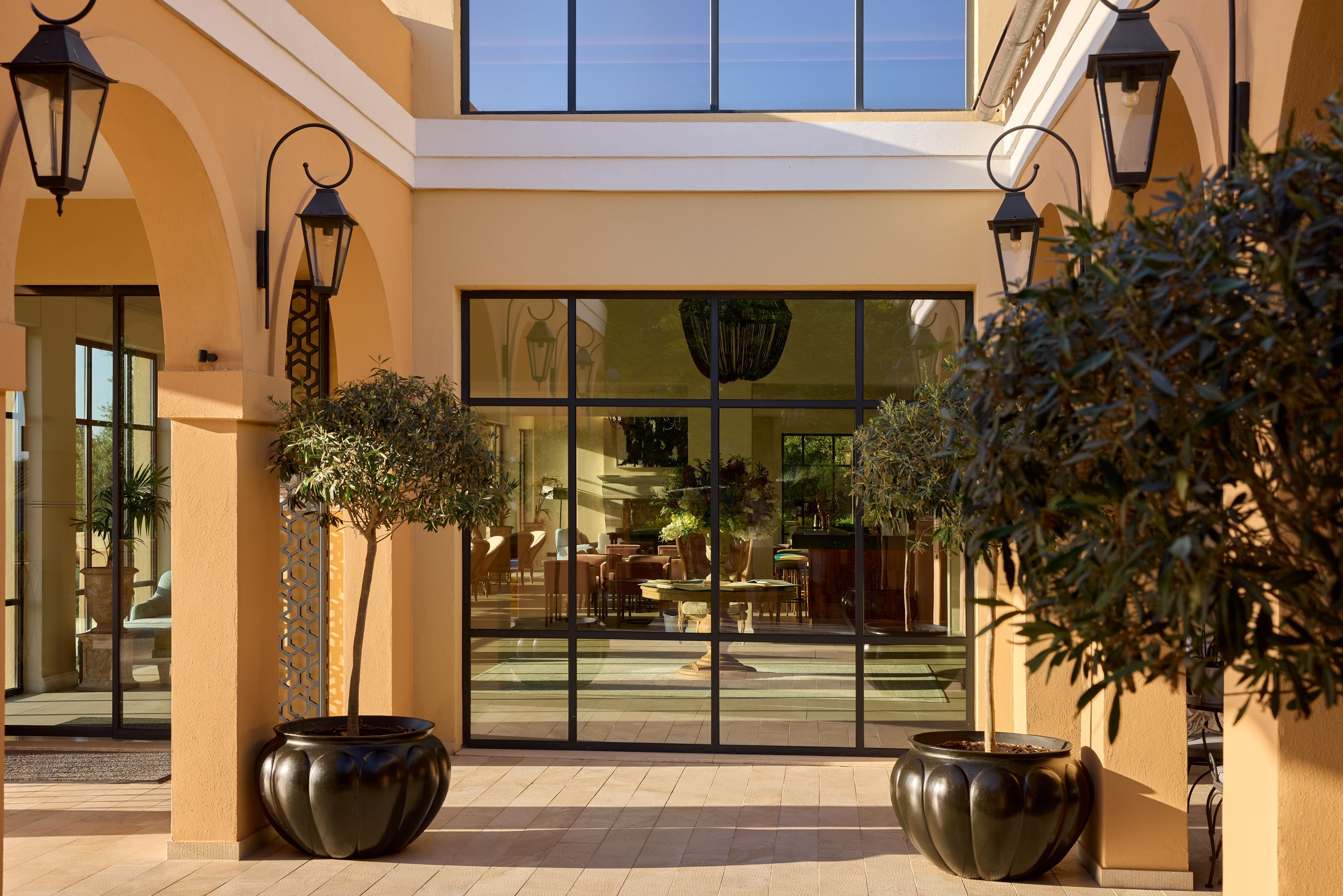 nido orangerie welcome area 4