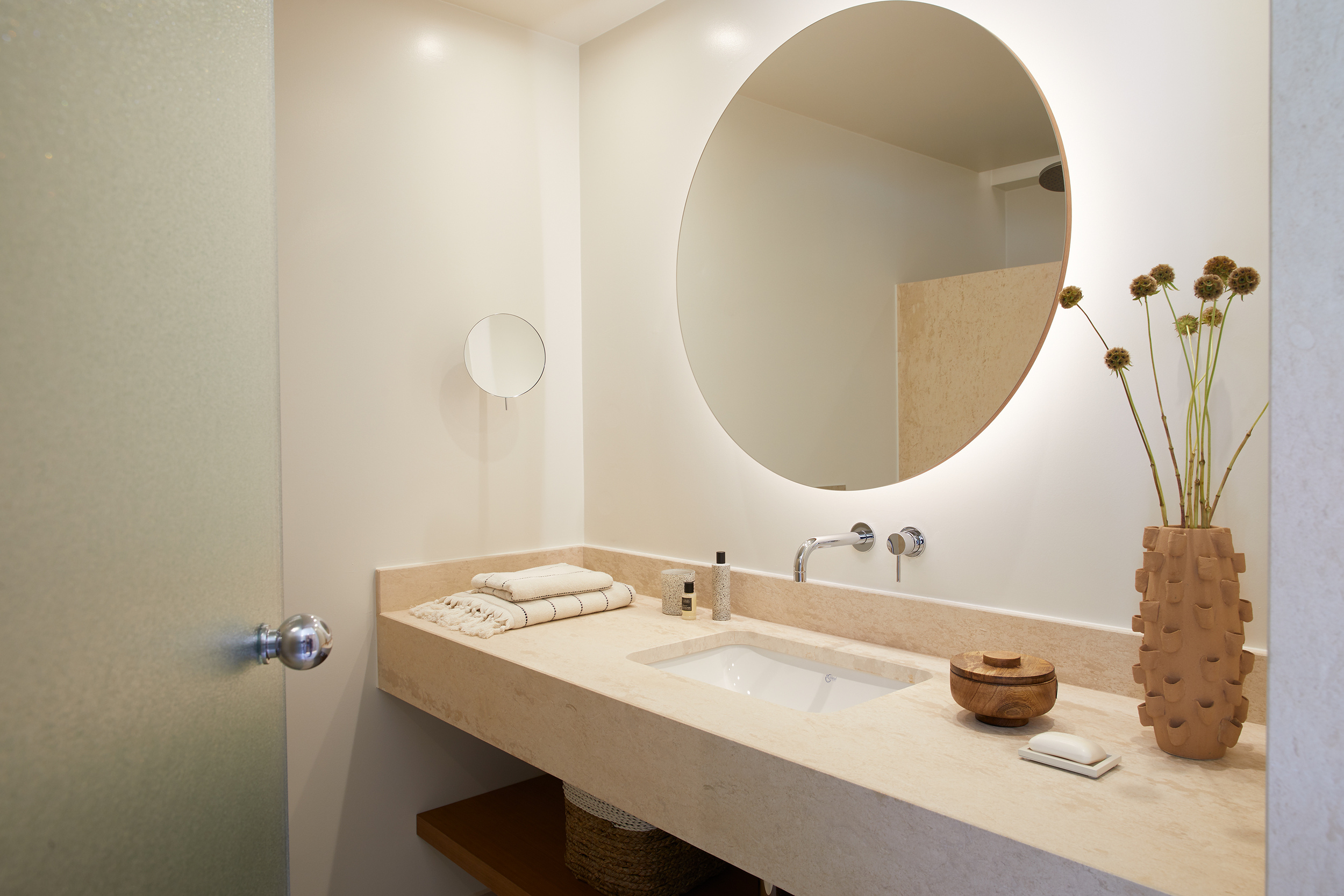 elix bathroom details 3