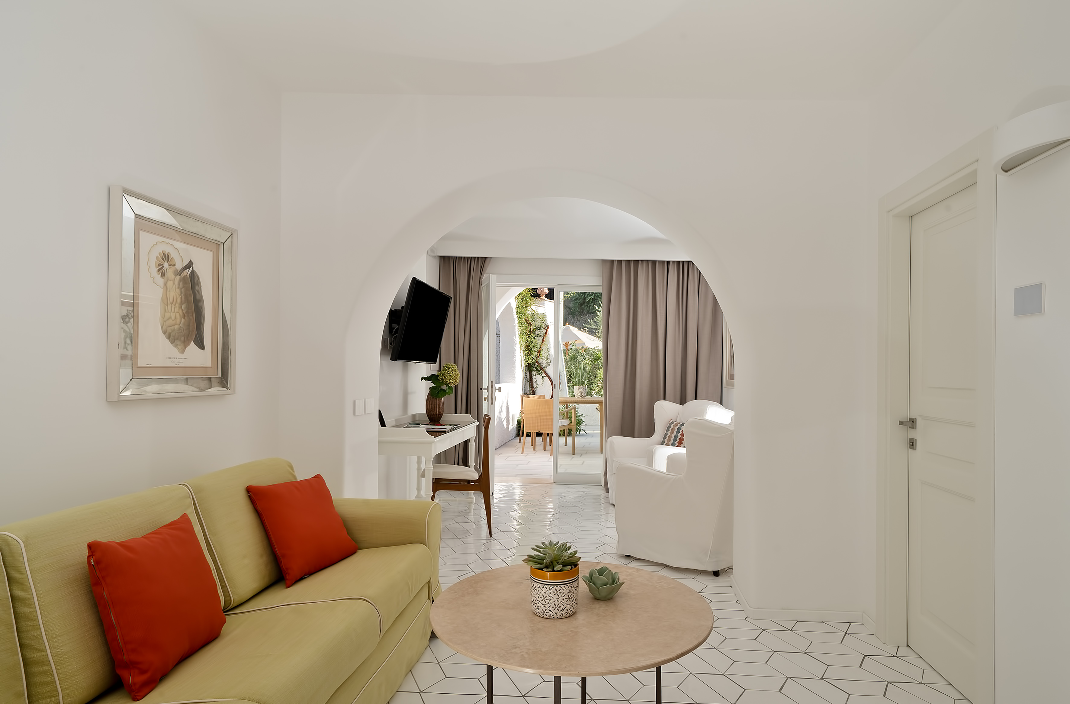 suite gelsomino living room