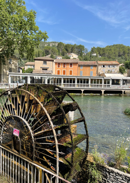 fontaine de vaucluse