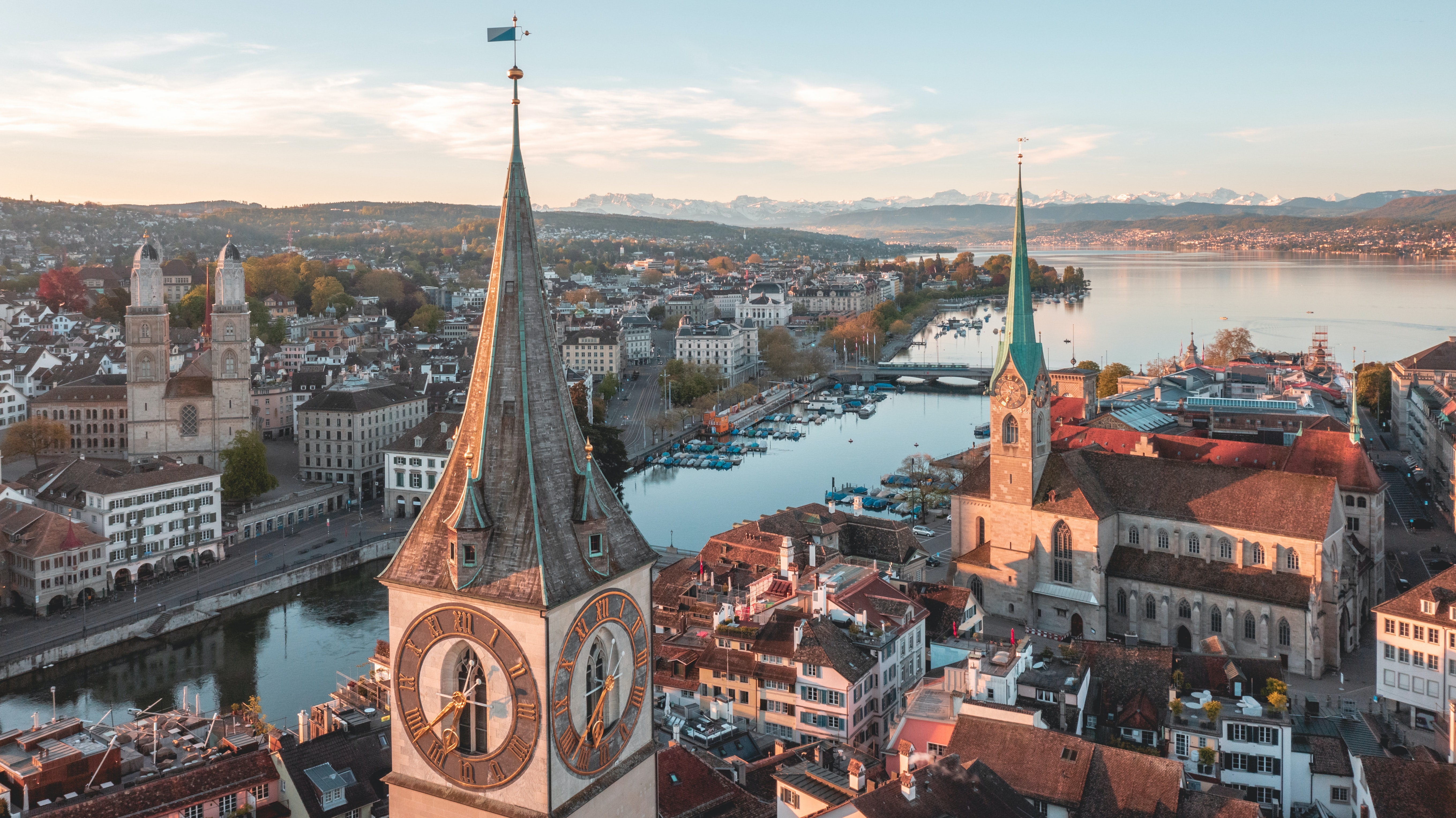 oldtown zurich unsplash 2