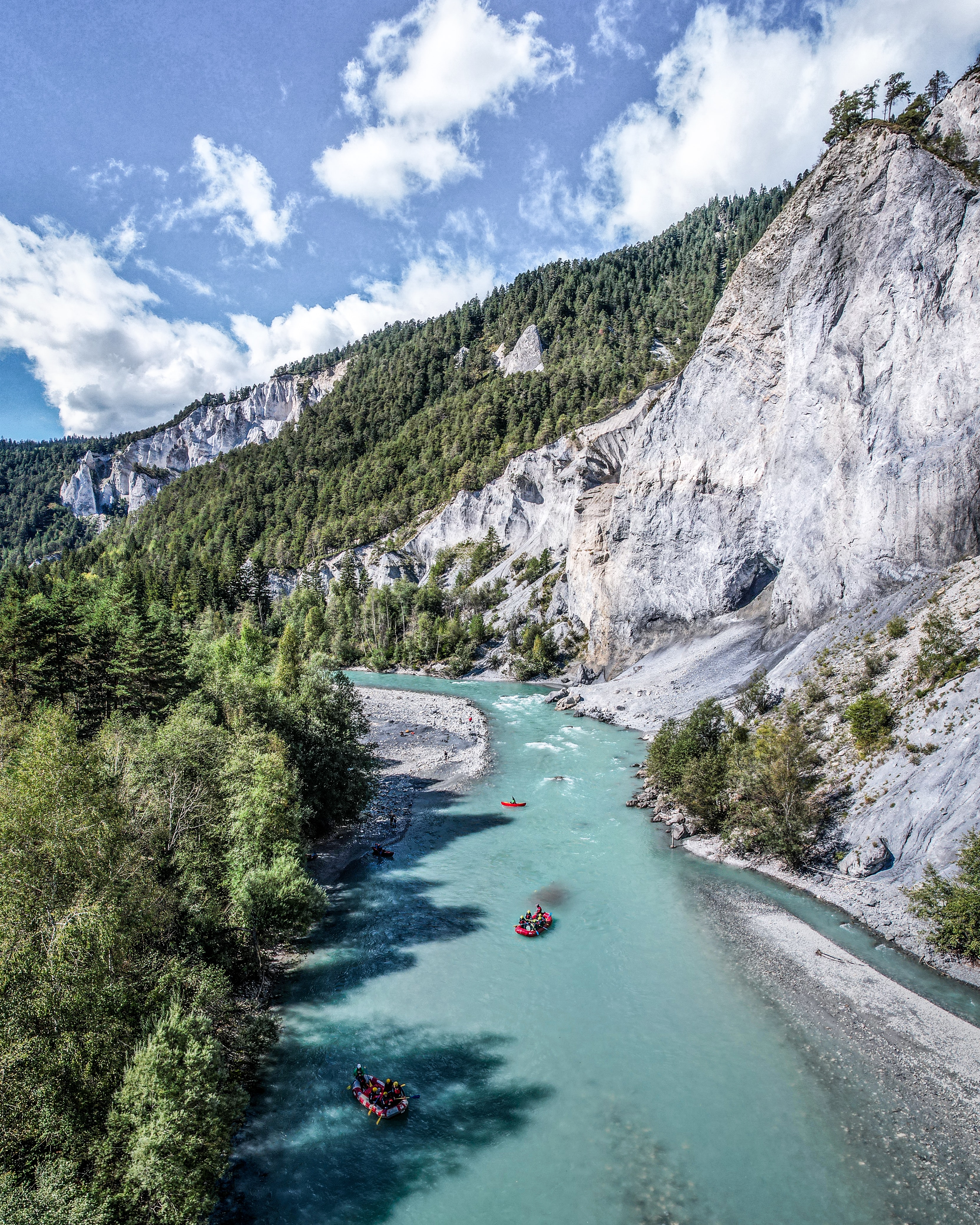 rivier in zwitserland